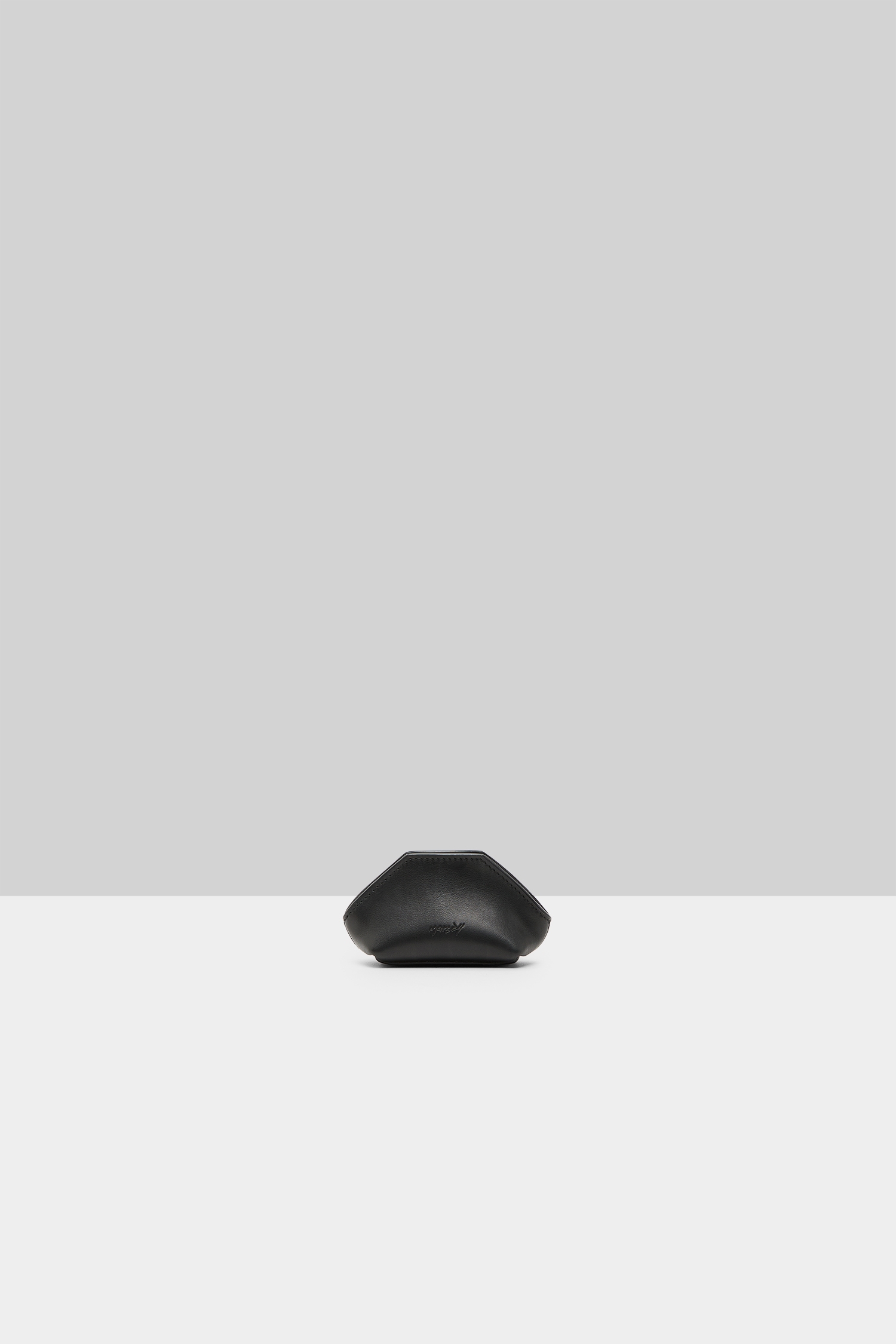 Sago 1 Black Coin Holder