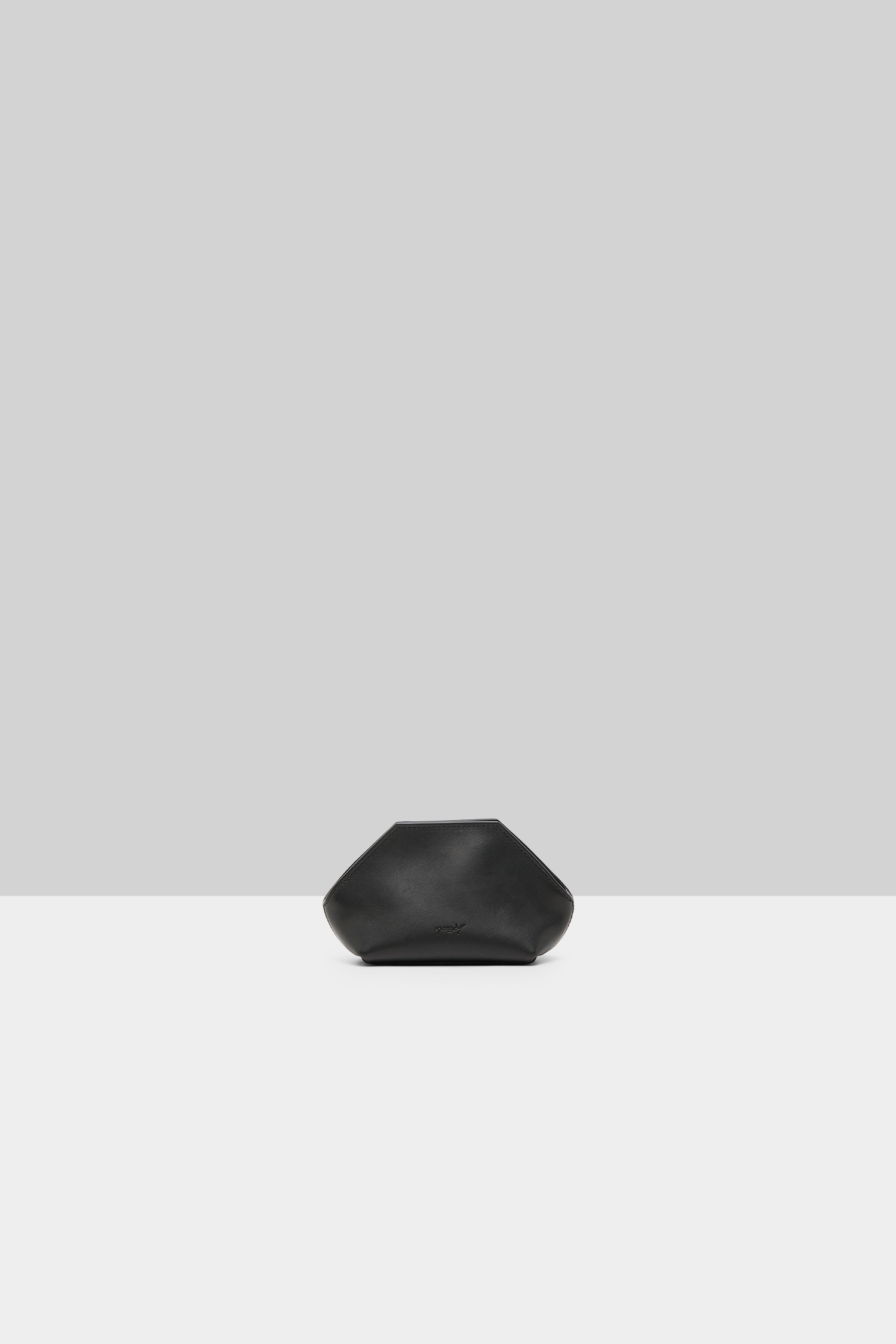 Sago 2 Black Pouch