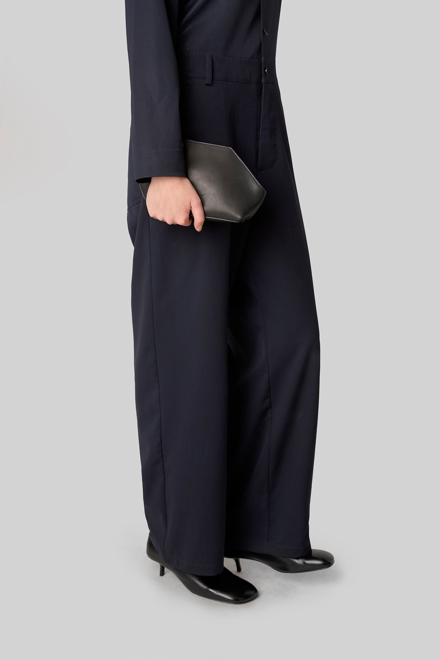 Sago 3 Black Pouch