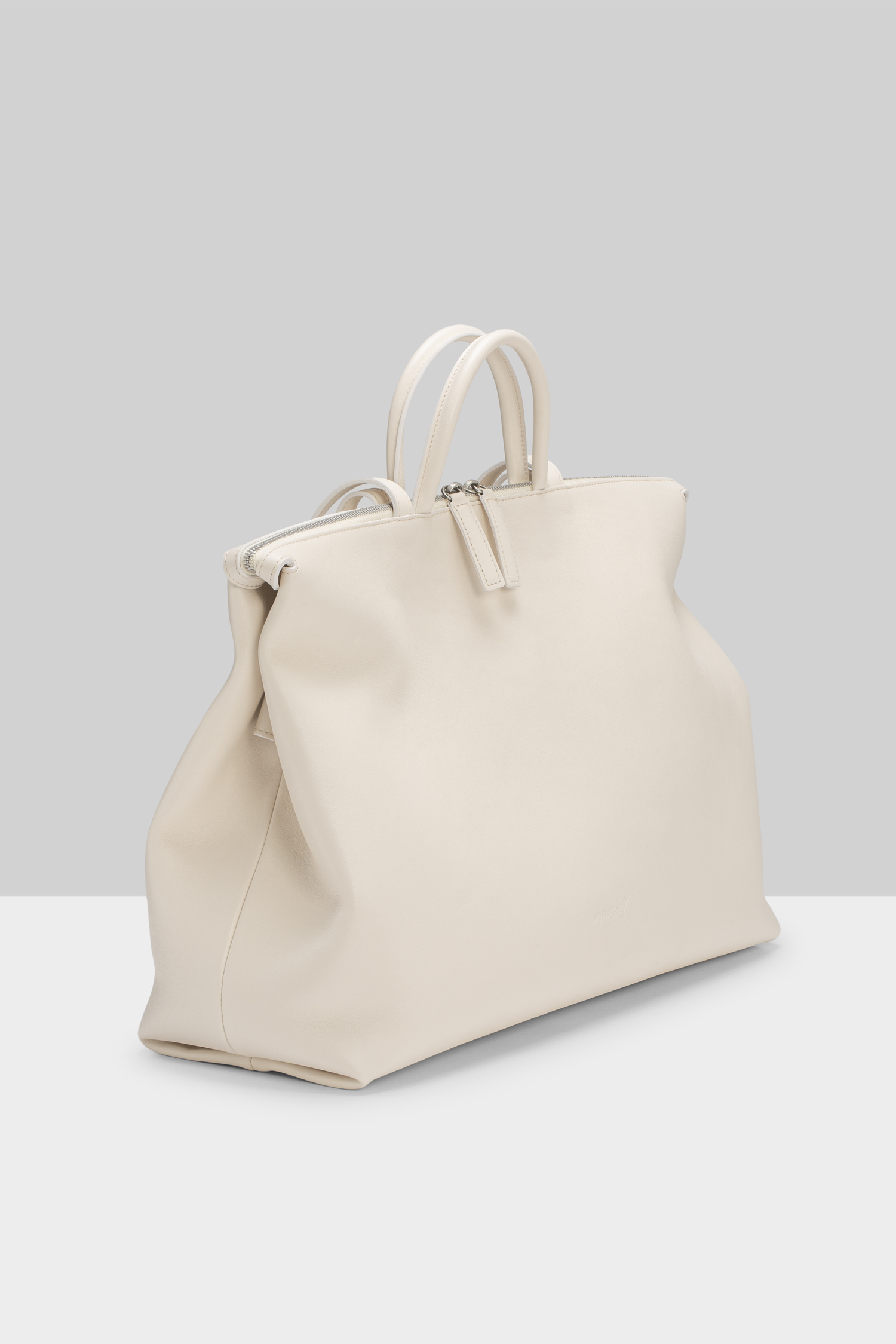 4 In Orizzontale Shoulder Bag Ivory