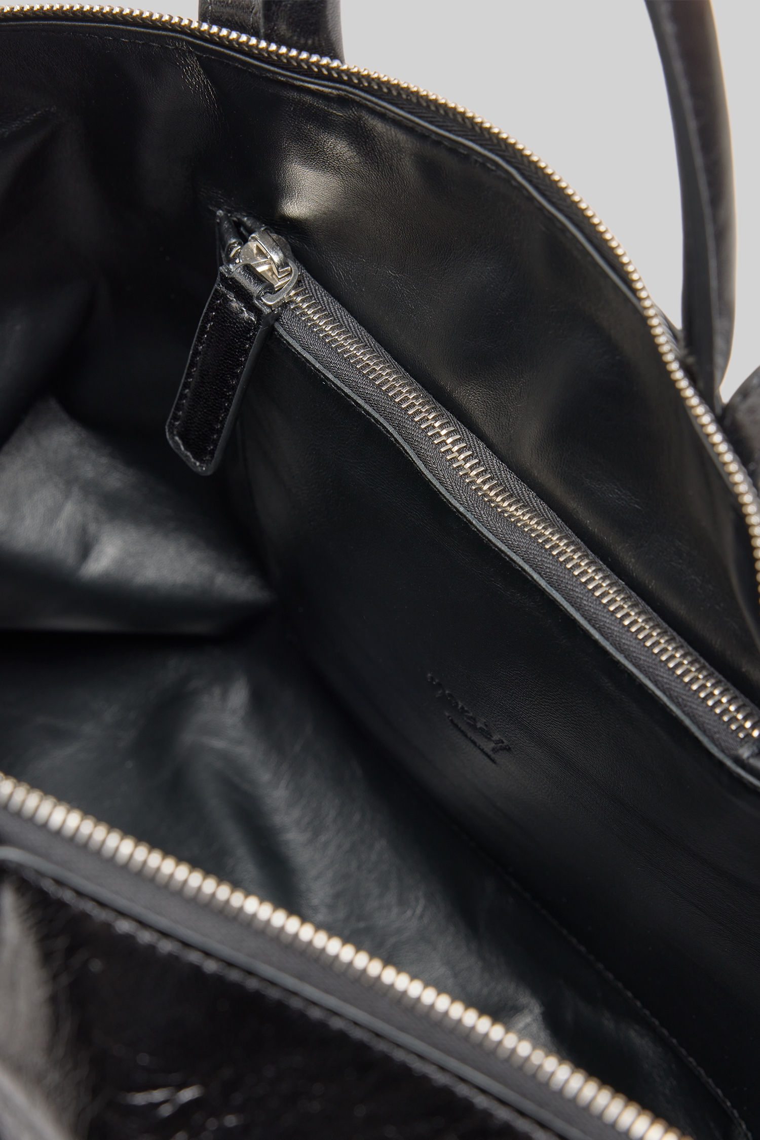 4 In Orizzontale Black Crossbody Bag
