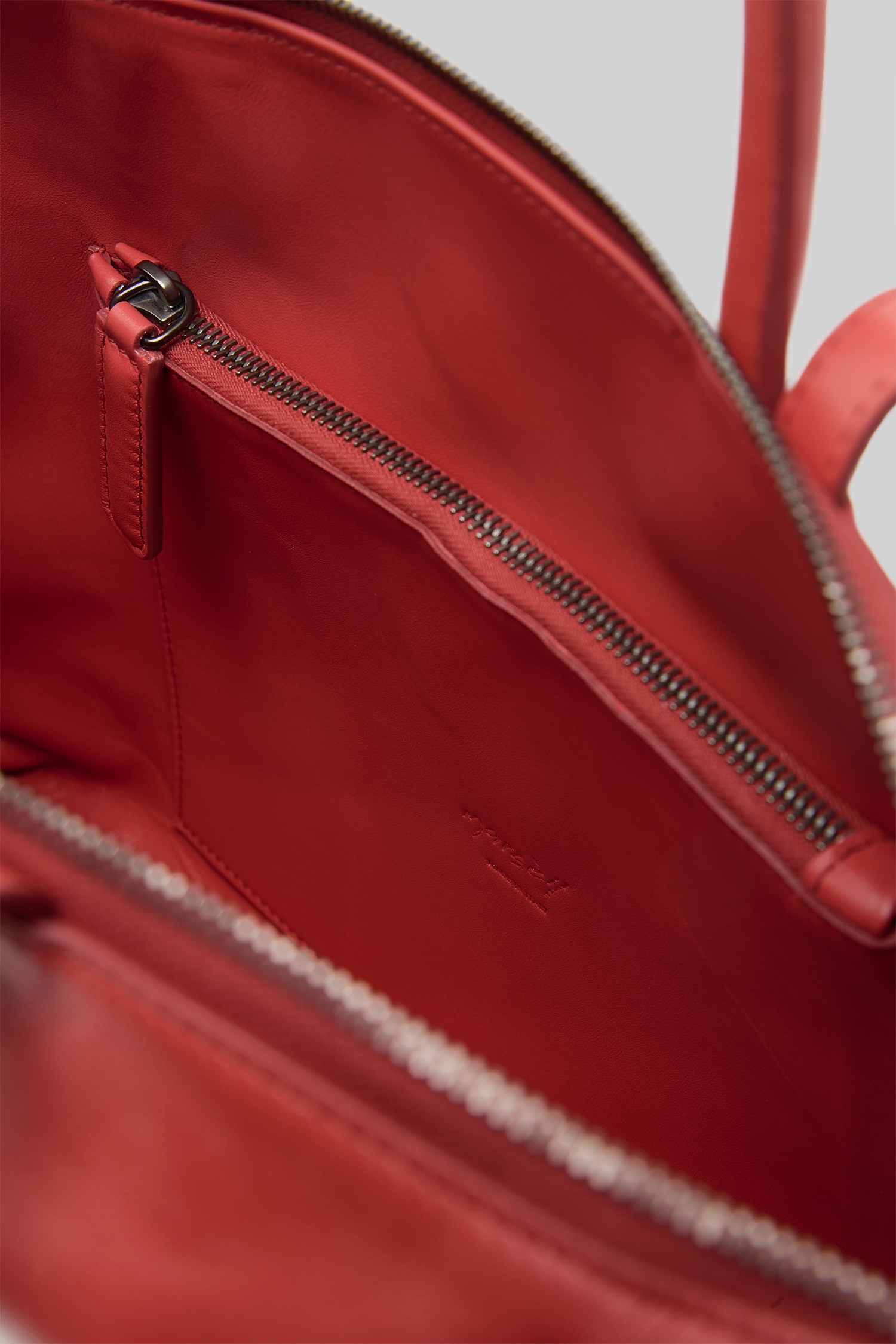 4 Dritta Red Crossbody Bag