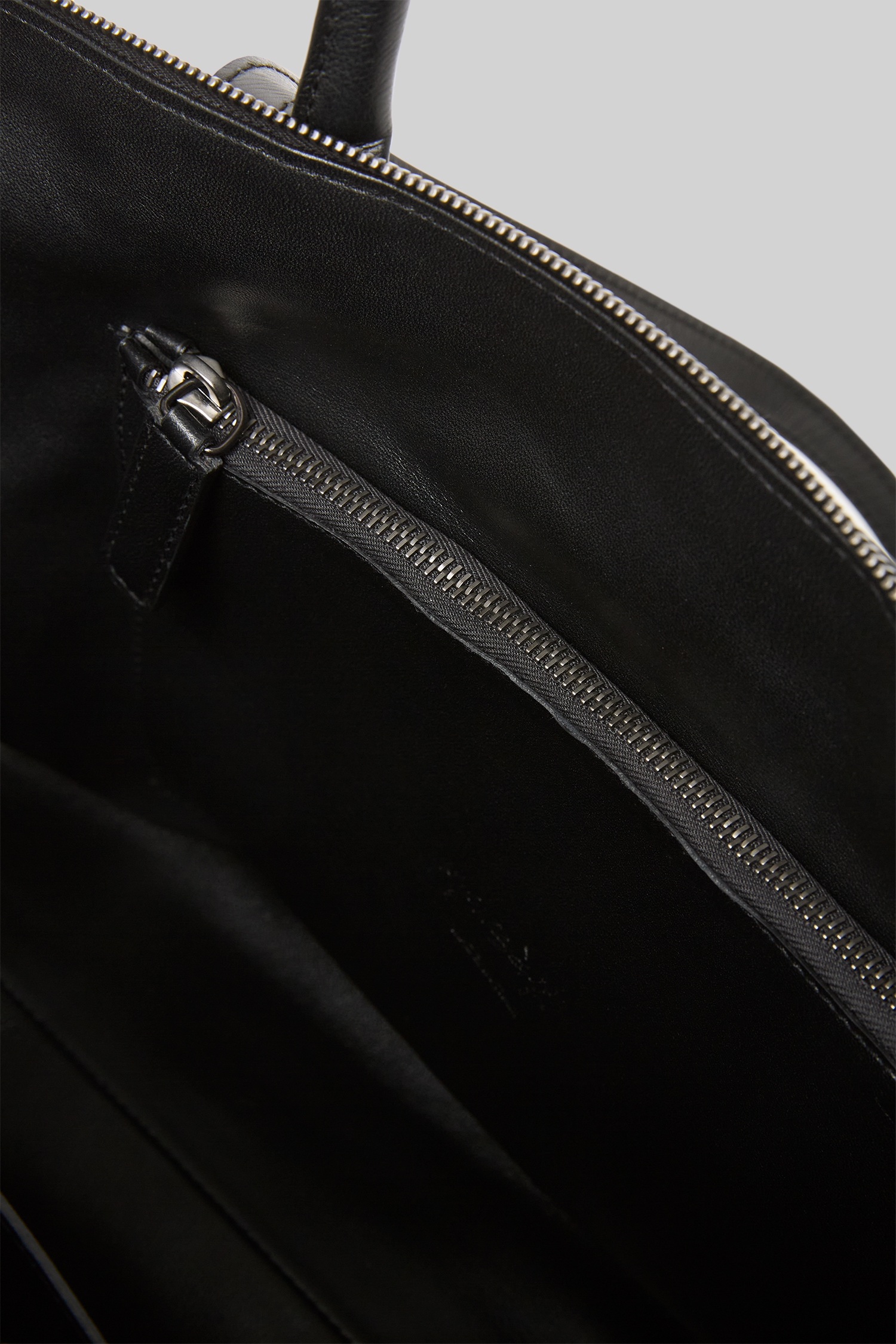 4 Dritta Black Crossbody Bag