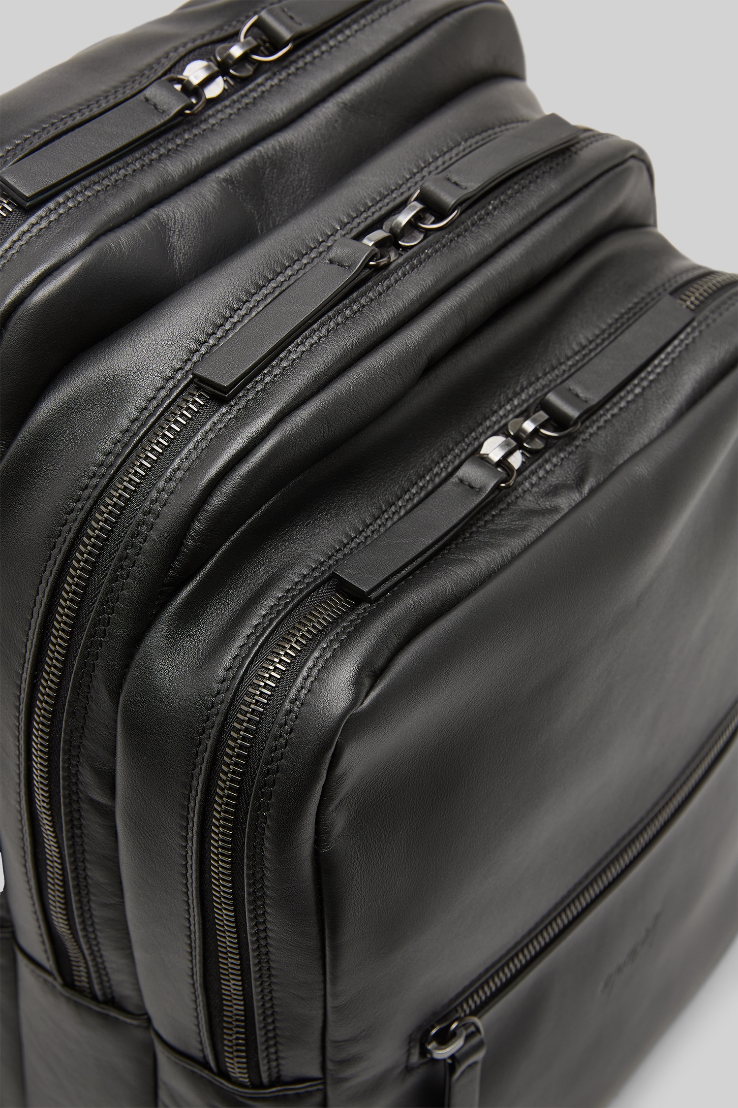 Triparto Black Backpack