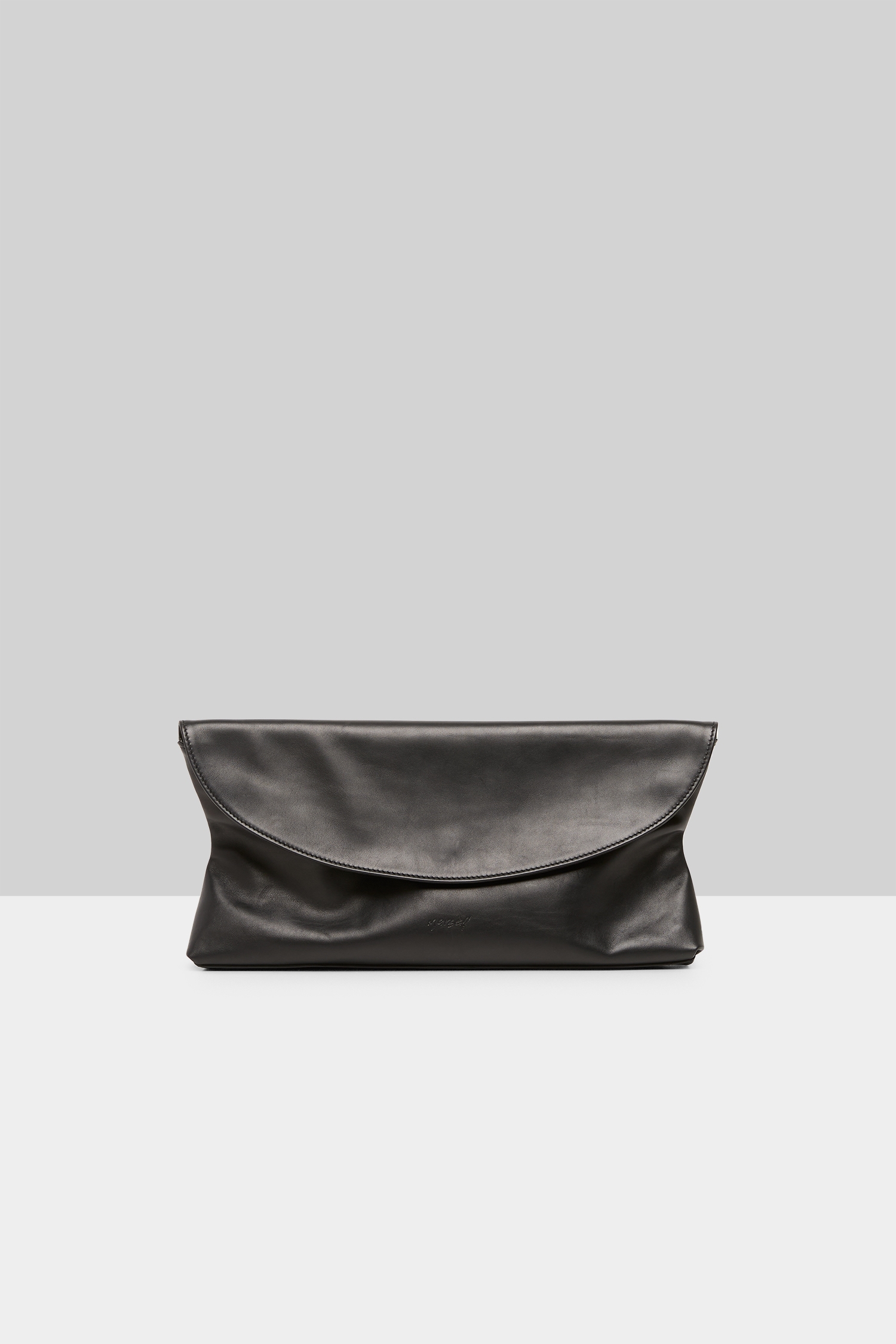 Dromette Black Clutch