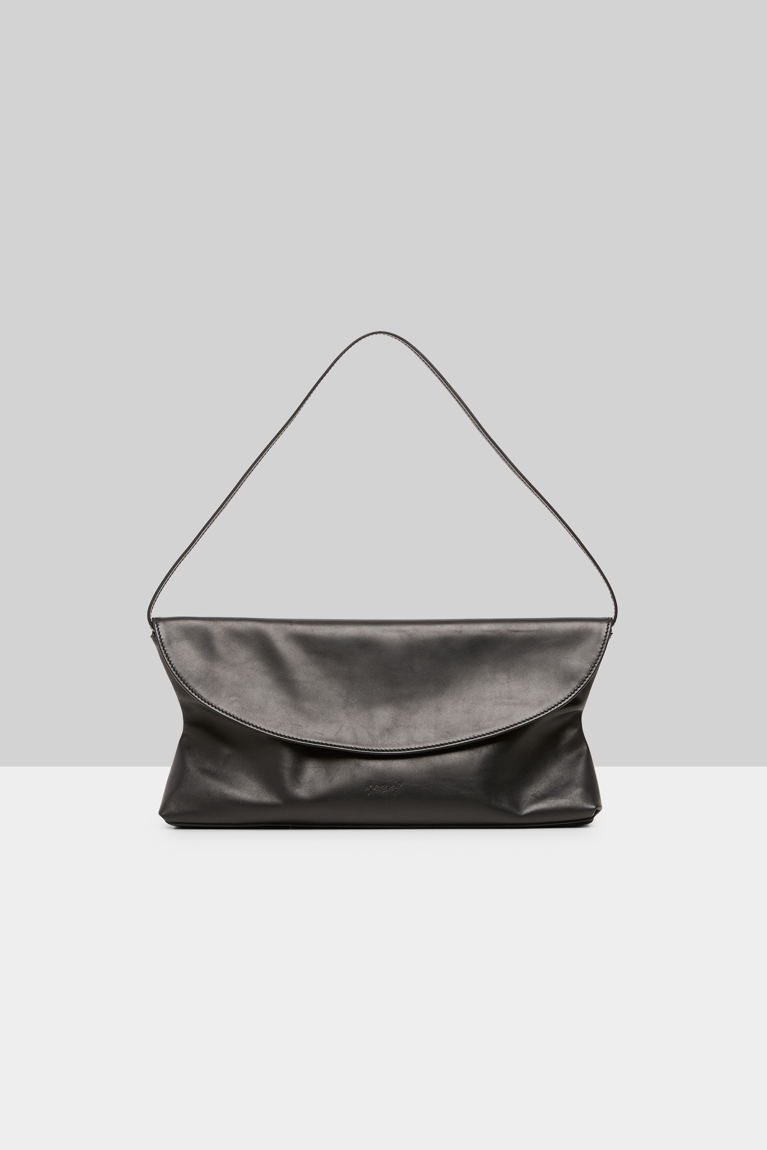 Dromette Black Clutch