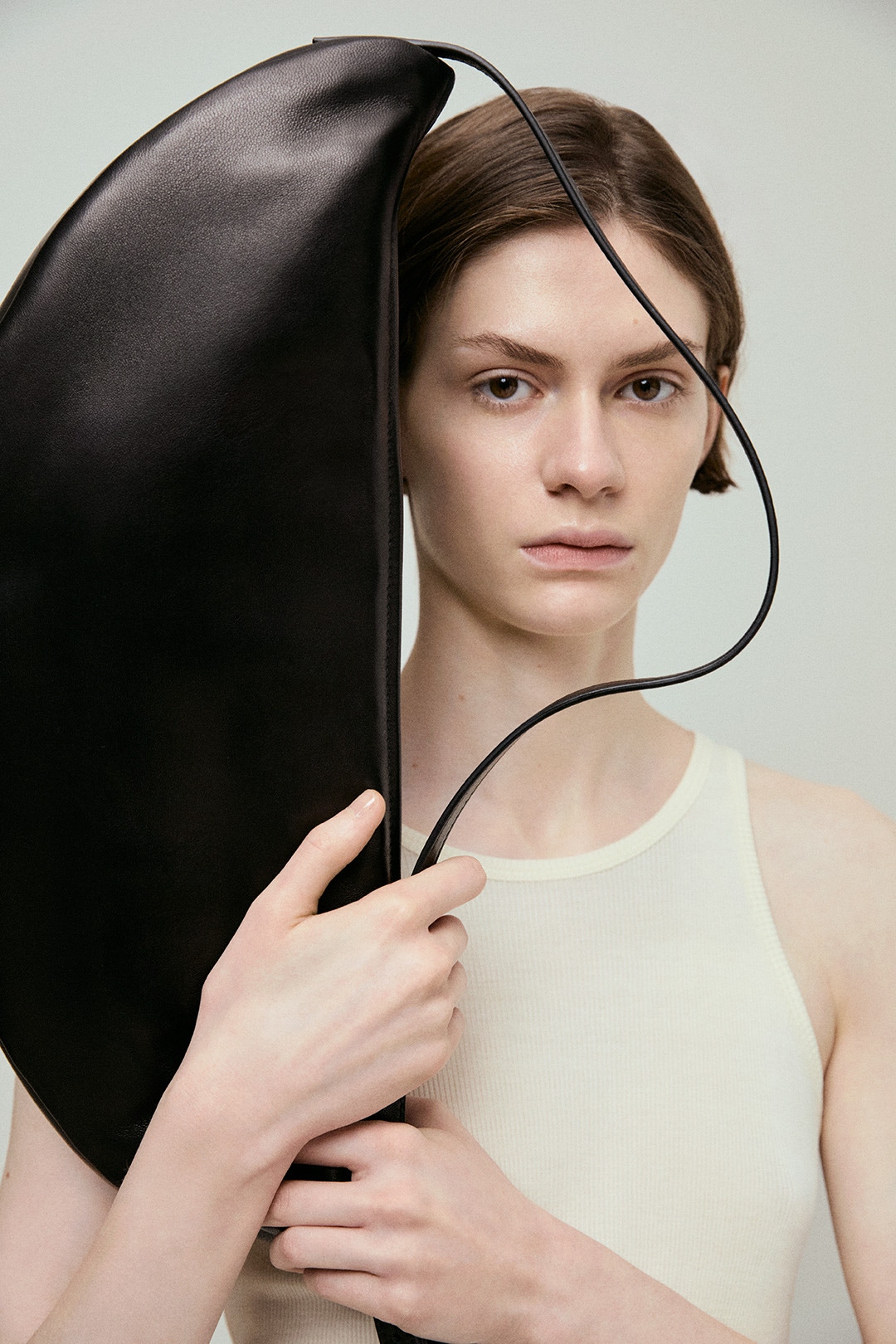 Volta Black Shoulder Bag