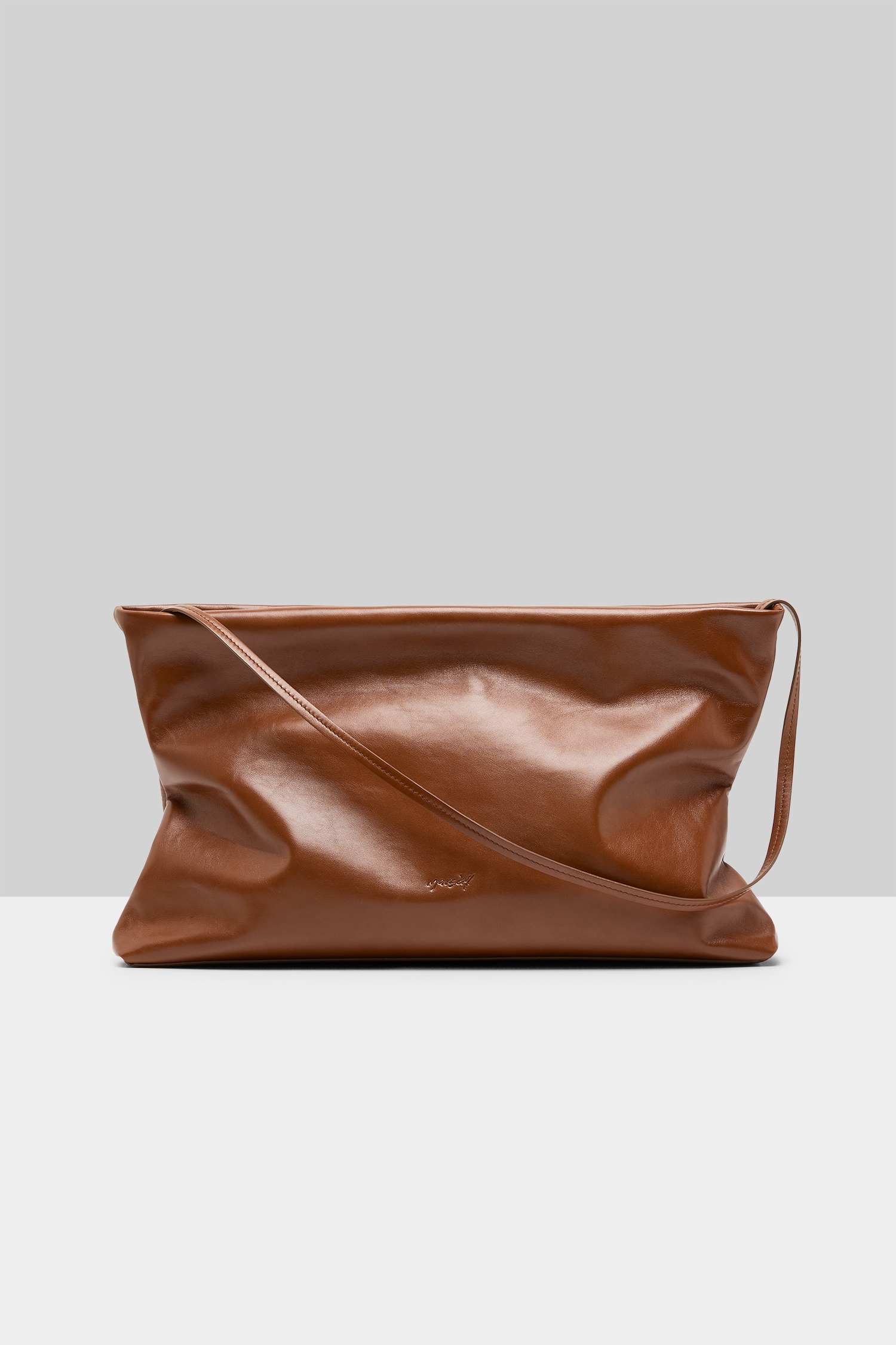 Diessepi Basalt Clutch