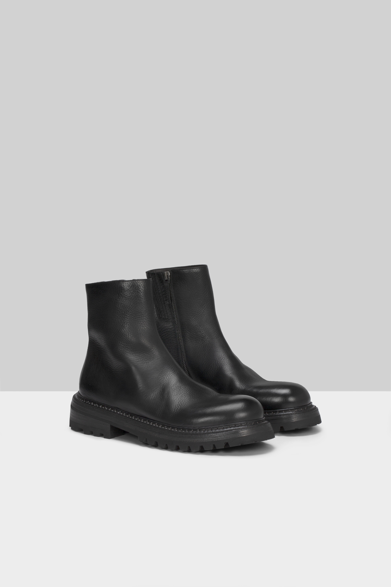 Carrucola Black Leather Ankle Boots