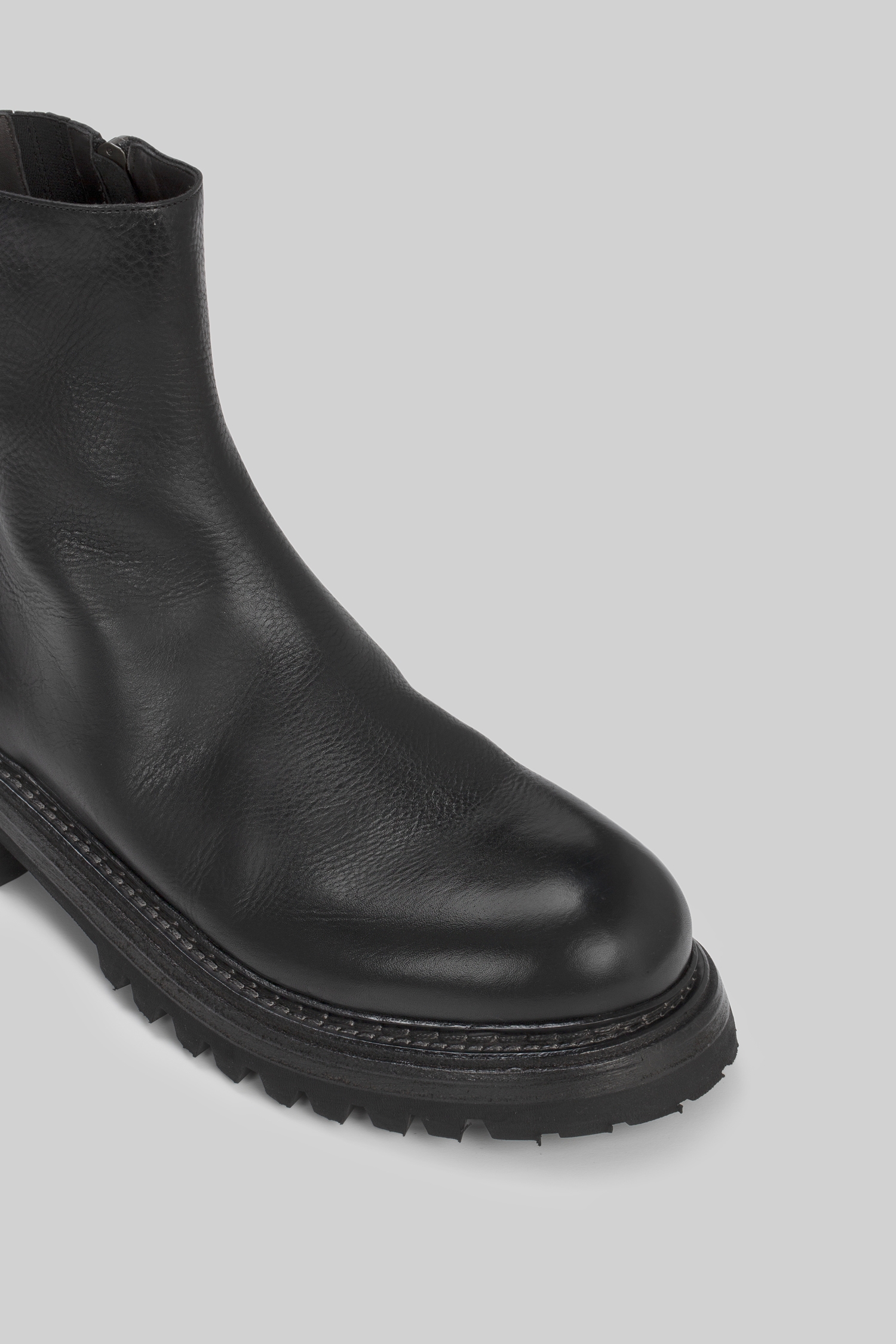 Carrucola Black Leather Ankle Boots