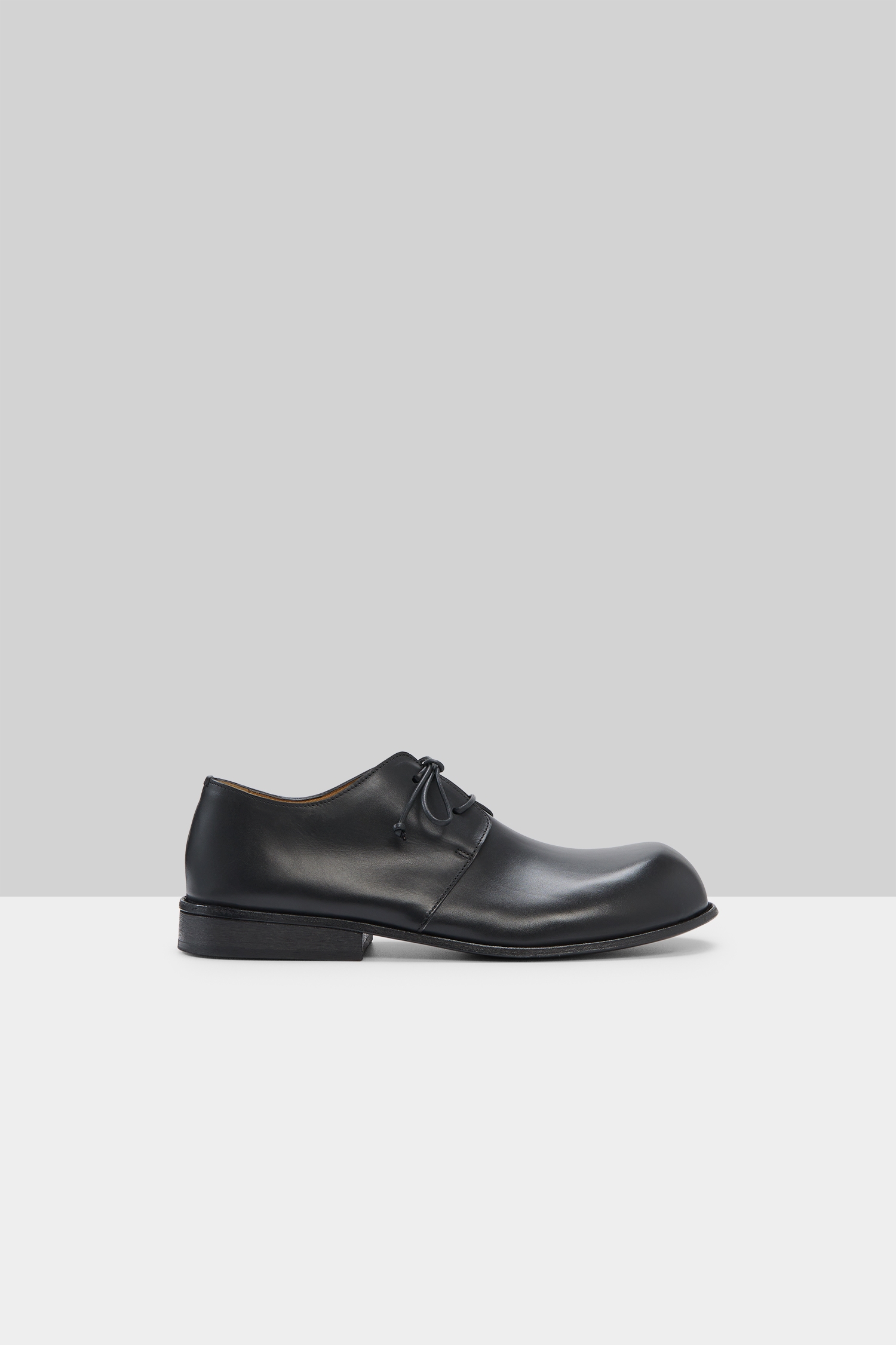 Muso Black Derby Shoes