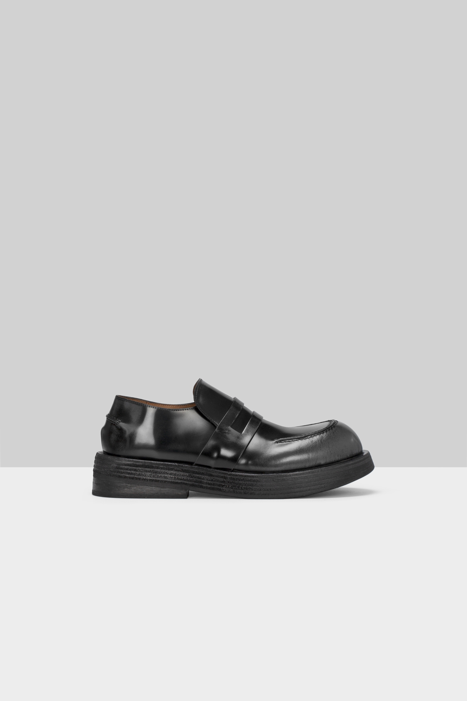 Musona Black-Lead Leather Loafers