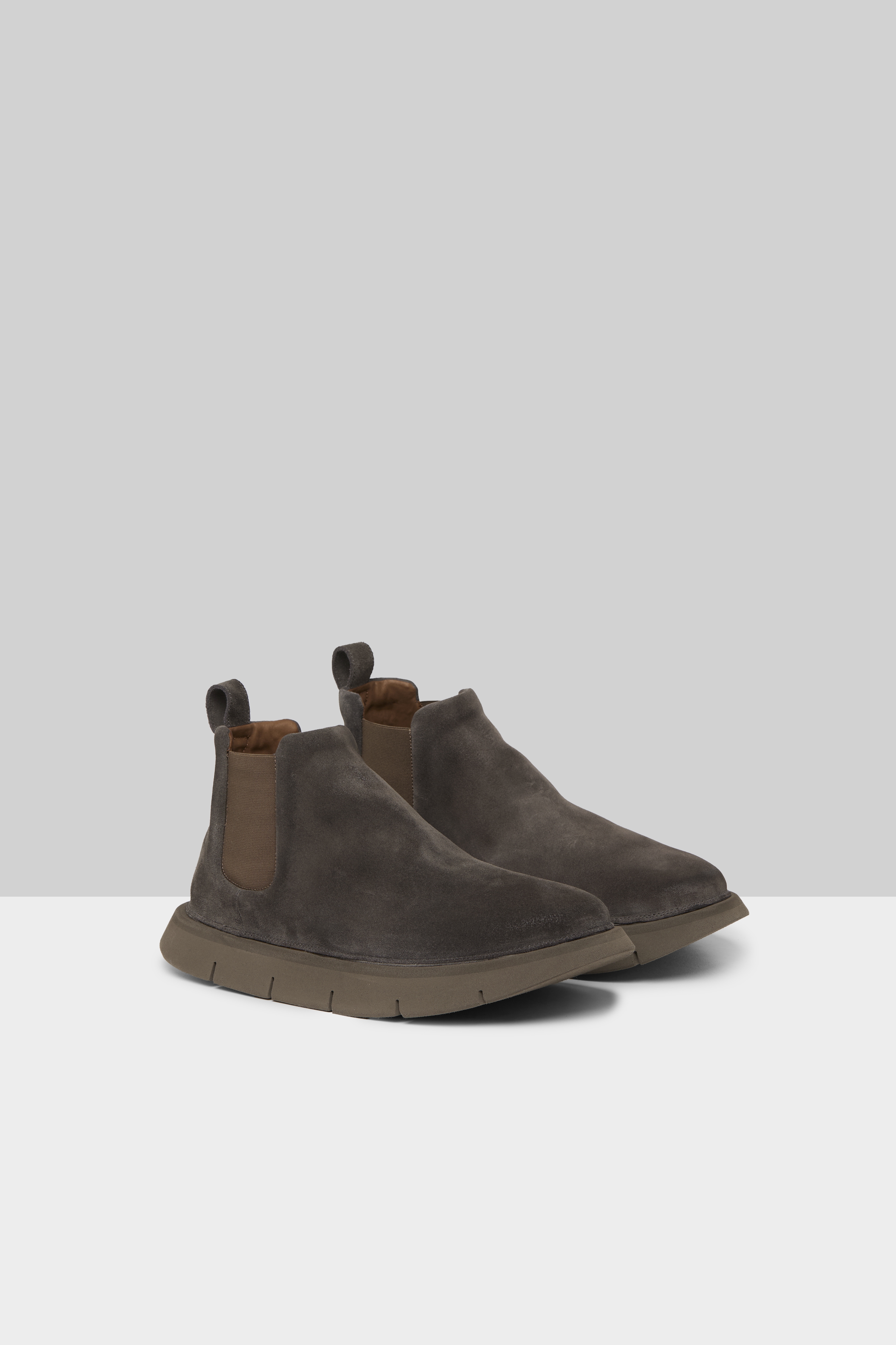 Intagliata Mortar Suede Chelsea Boots