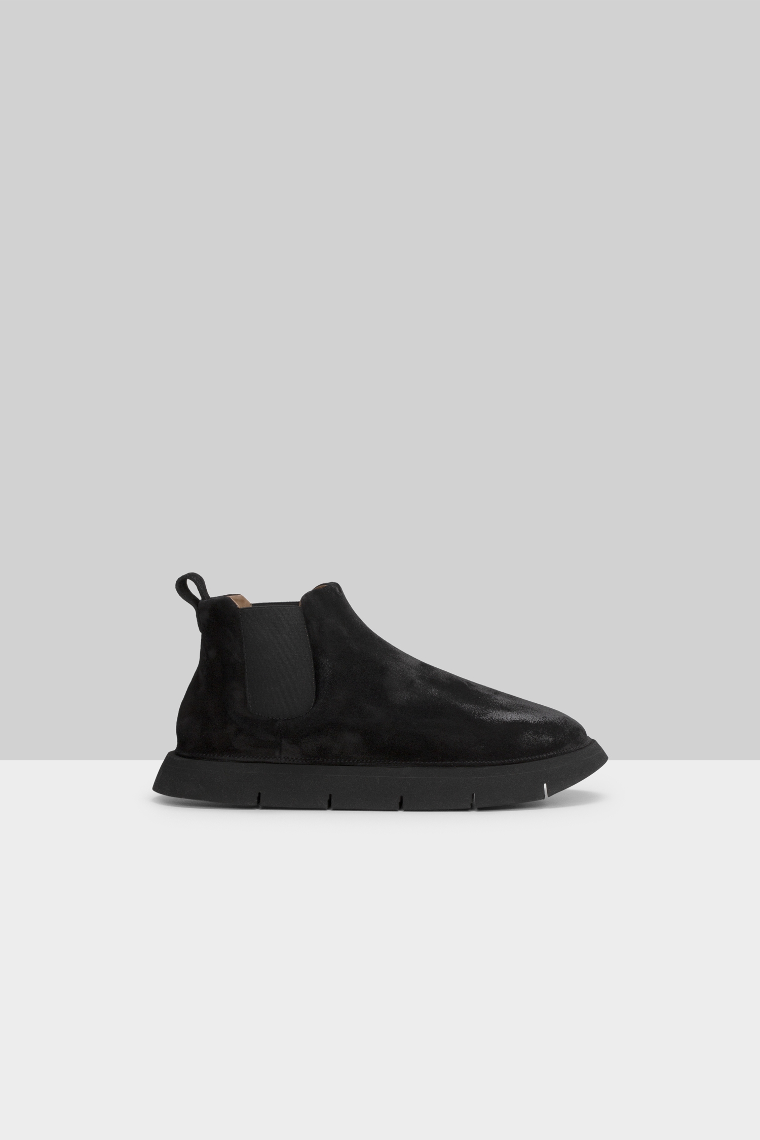 Intagliata Black Chelsea Boots