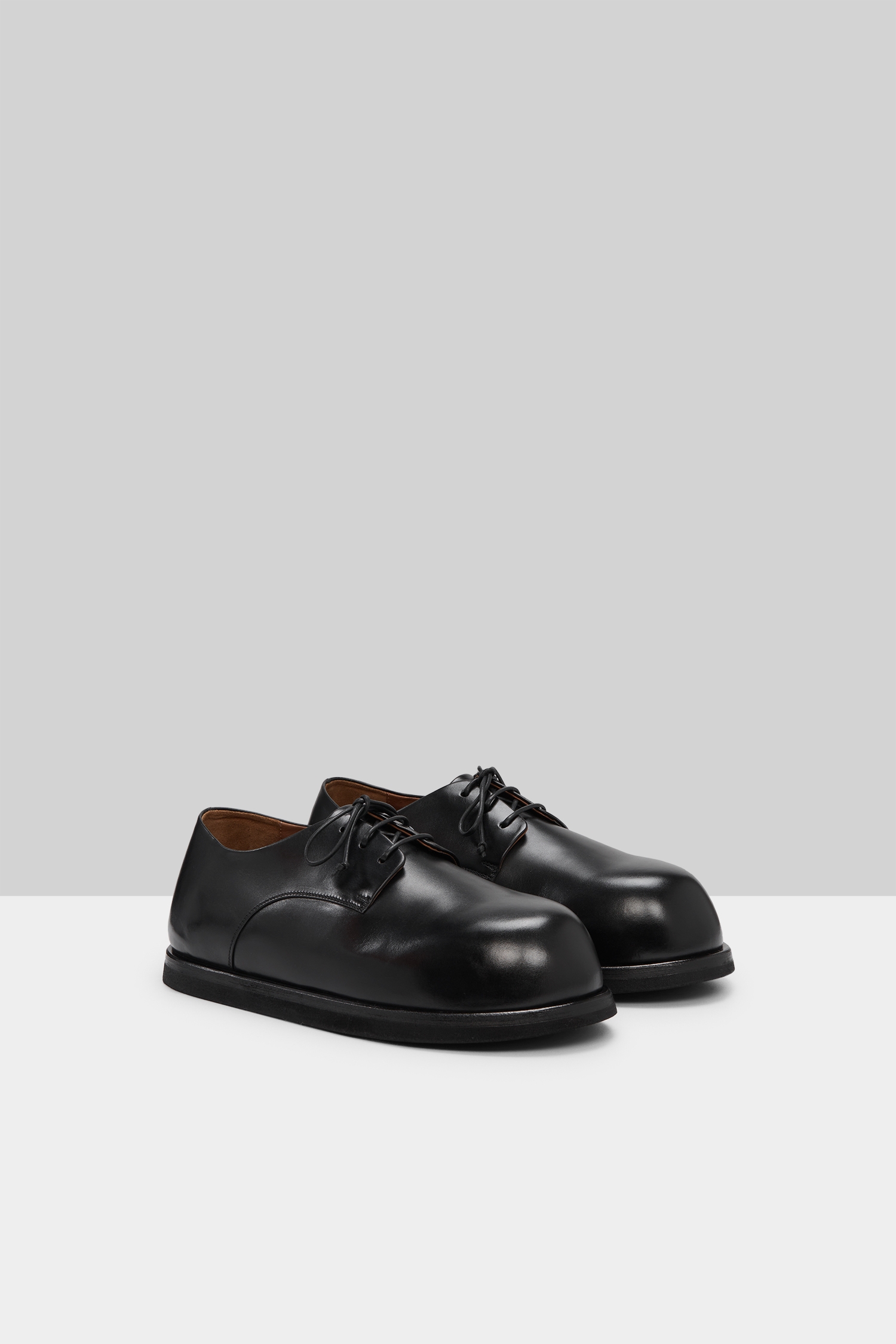 Gigante Black Leather Derby Shoes