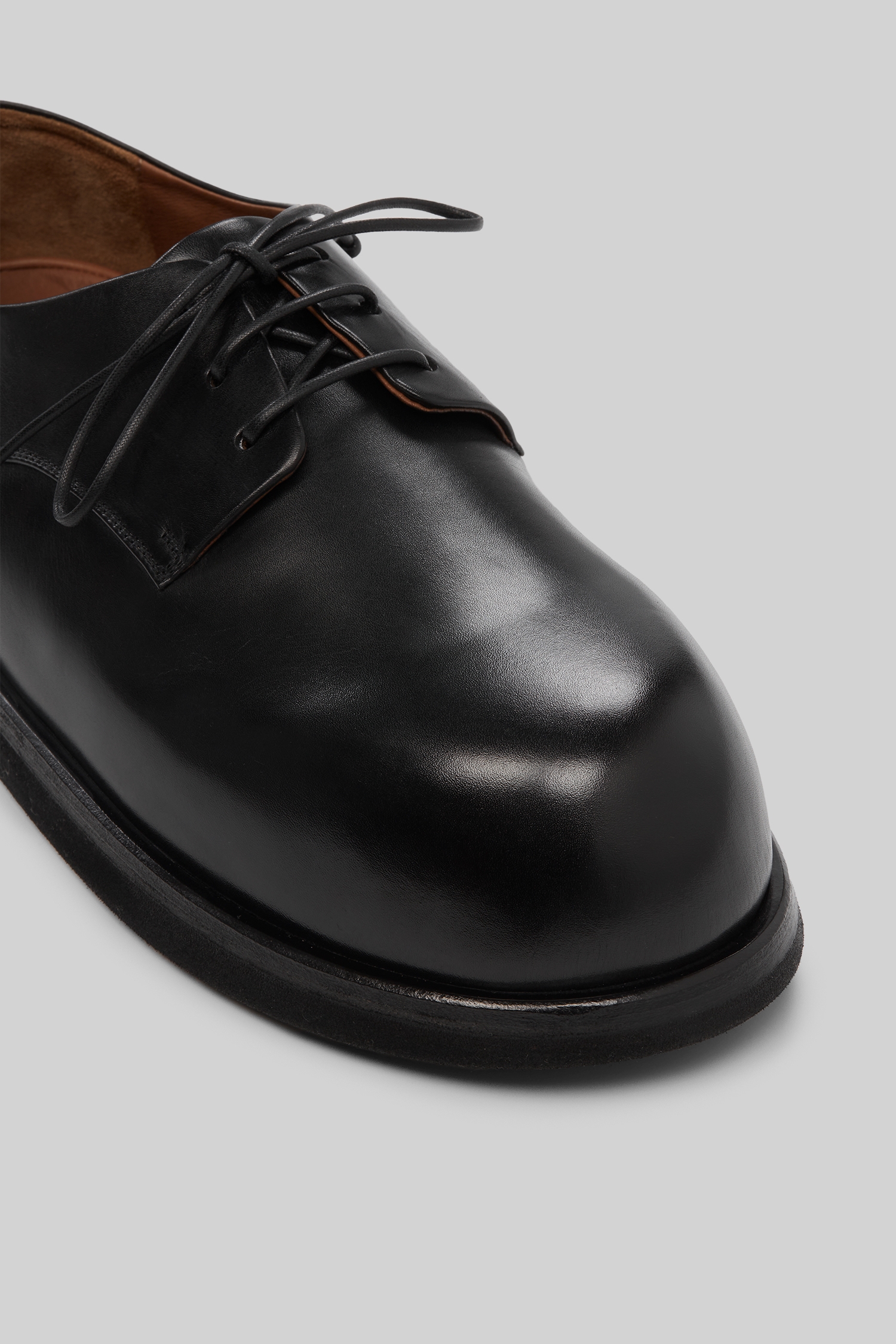 Gigante Black Leather Derby Shoes