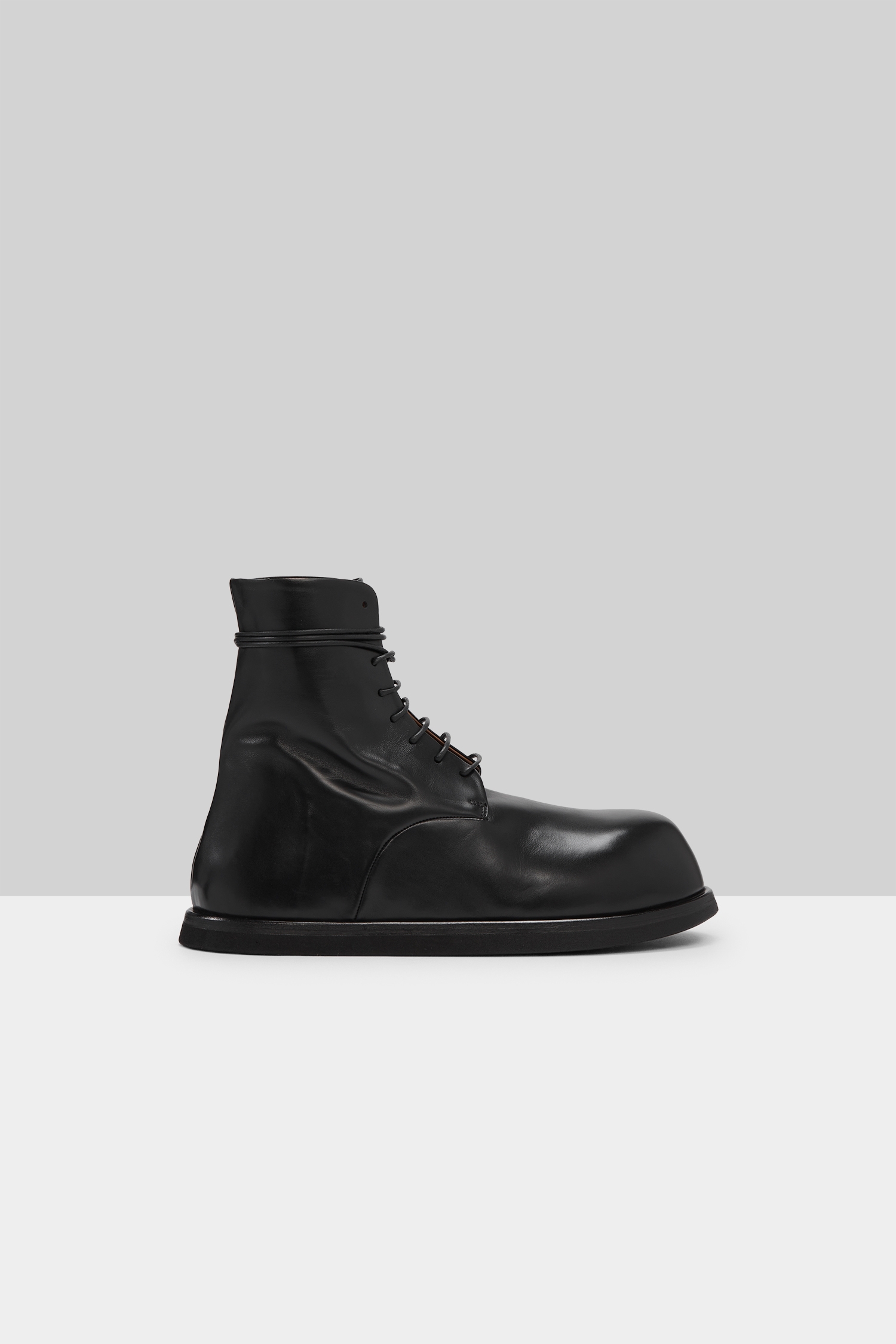 Gigante Black Leather Ankle Boots