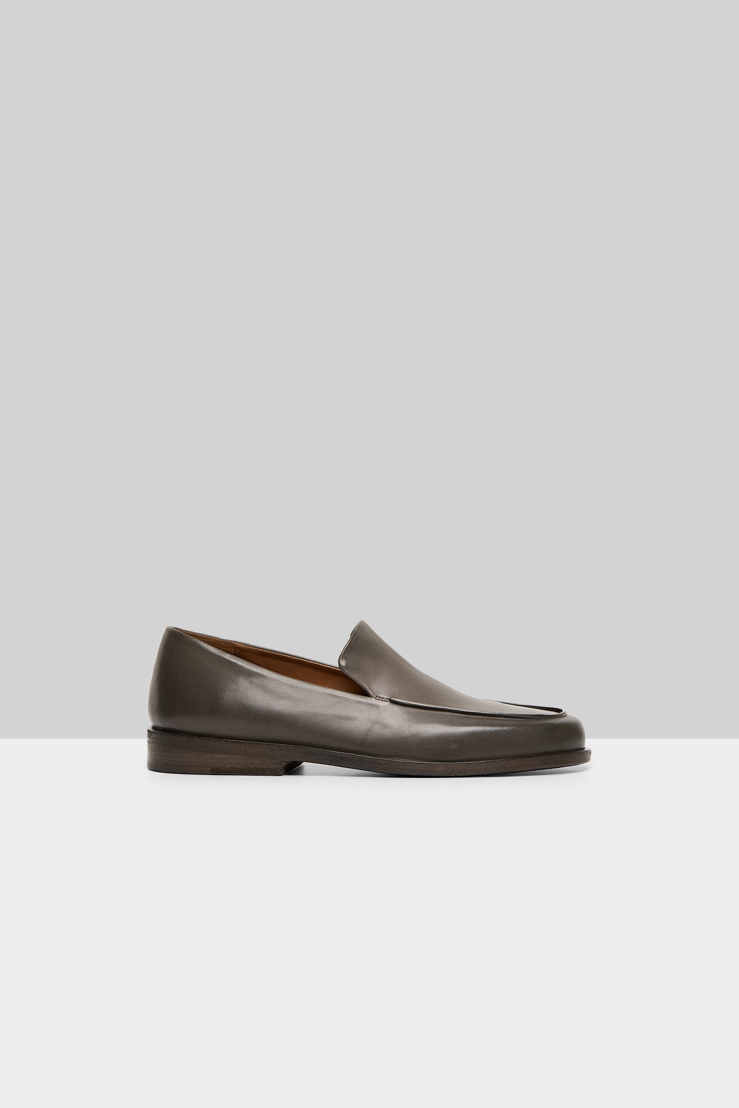 Mocasso Mortar Leather Loafers