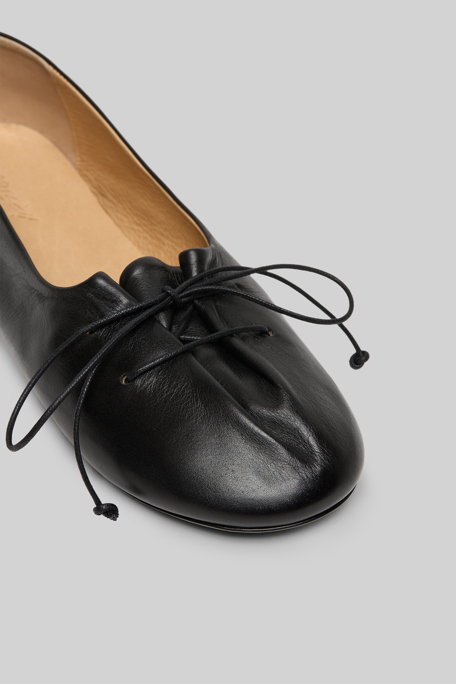 Girella Black Ballerina Shoes
