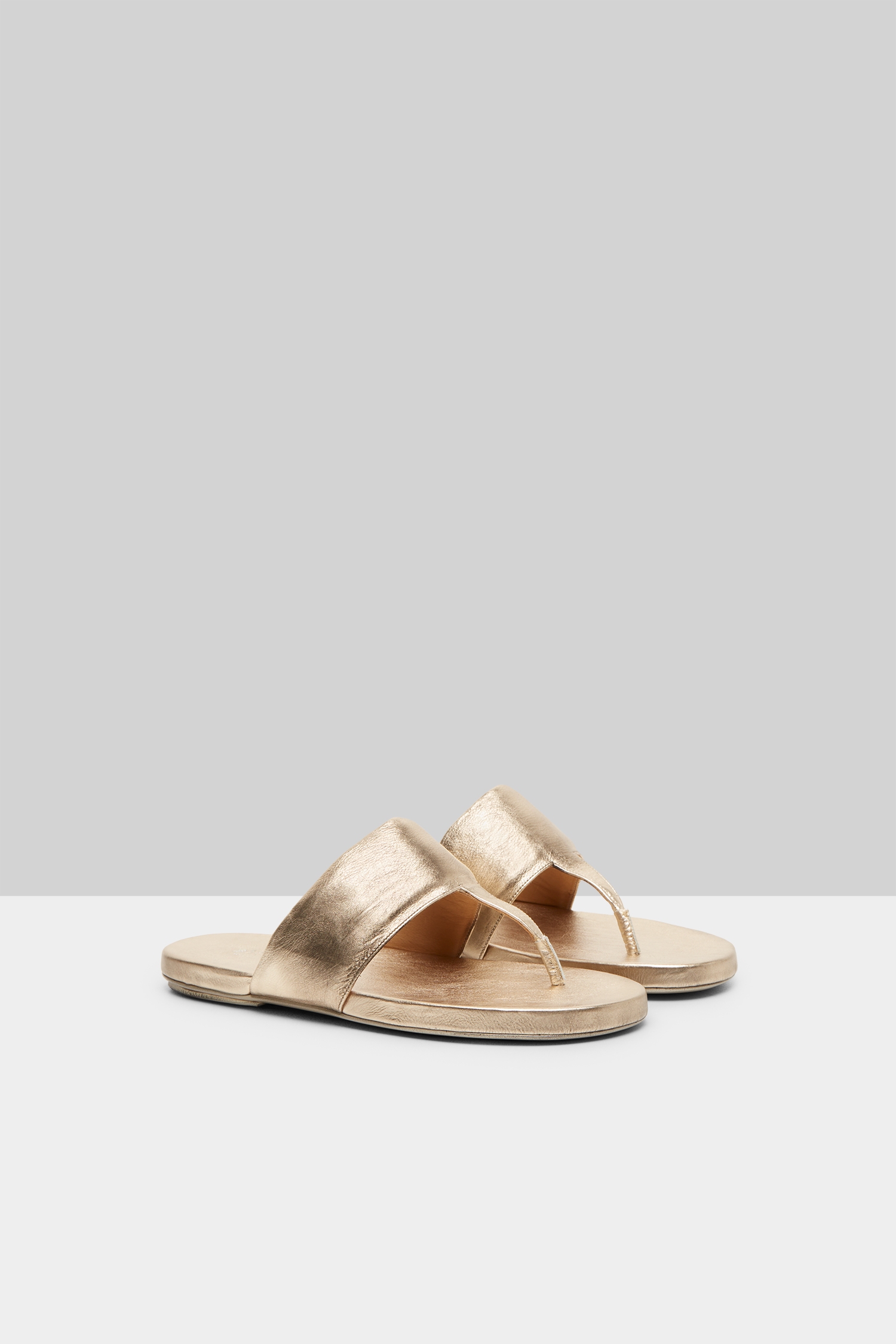Spanciata Platinum Foil Thong Sandals