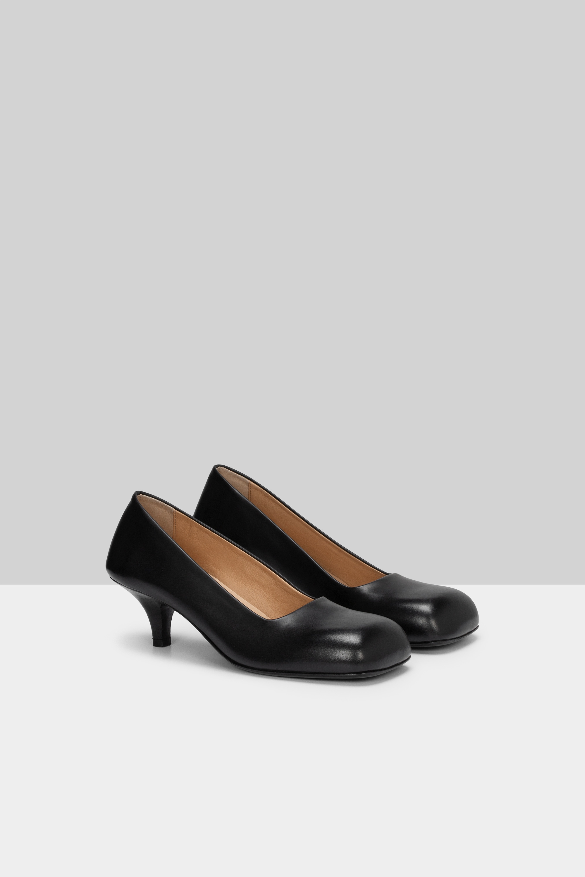 Tillo Black Decollete