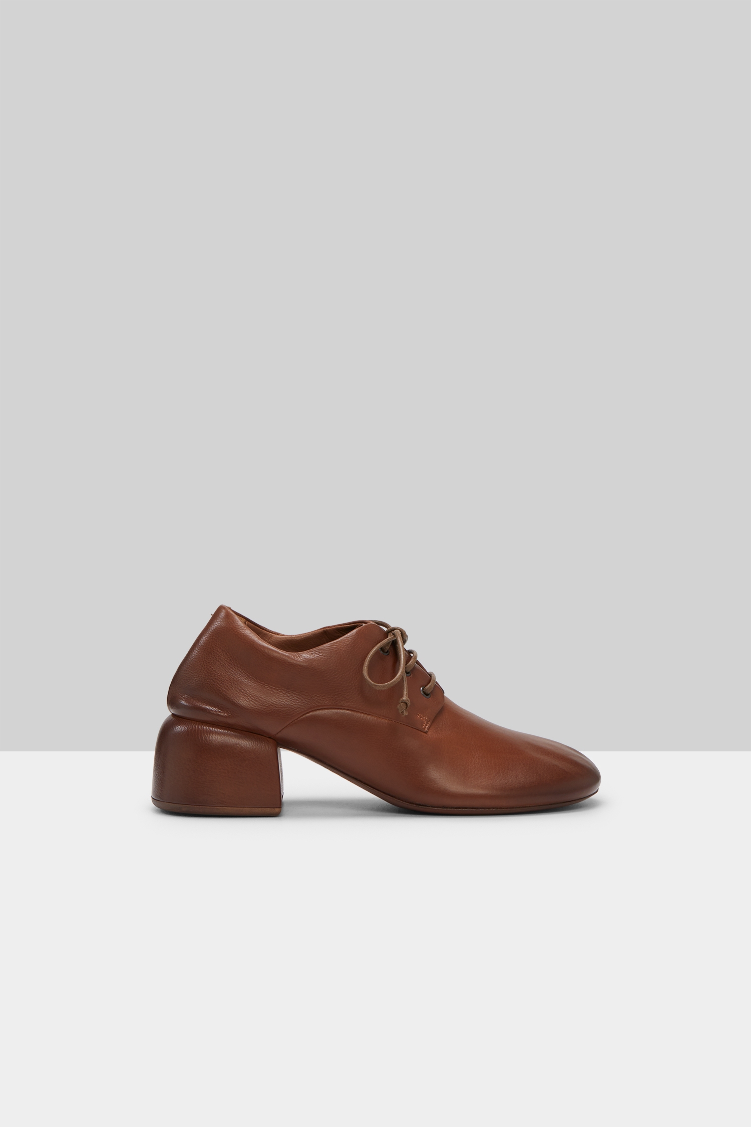 Basata Basalt Leather Derby Shoes