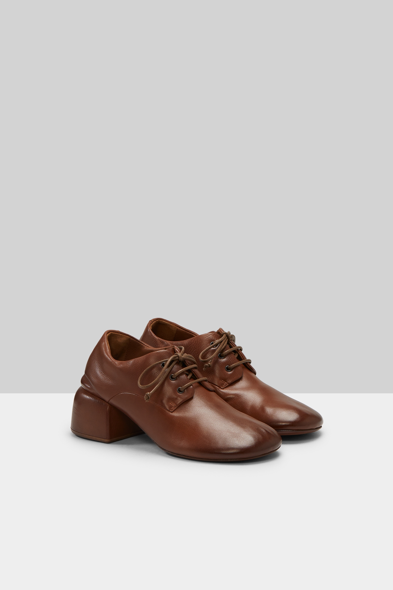 Basata Basalt Leather Derby Shoes