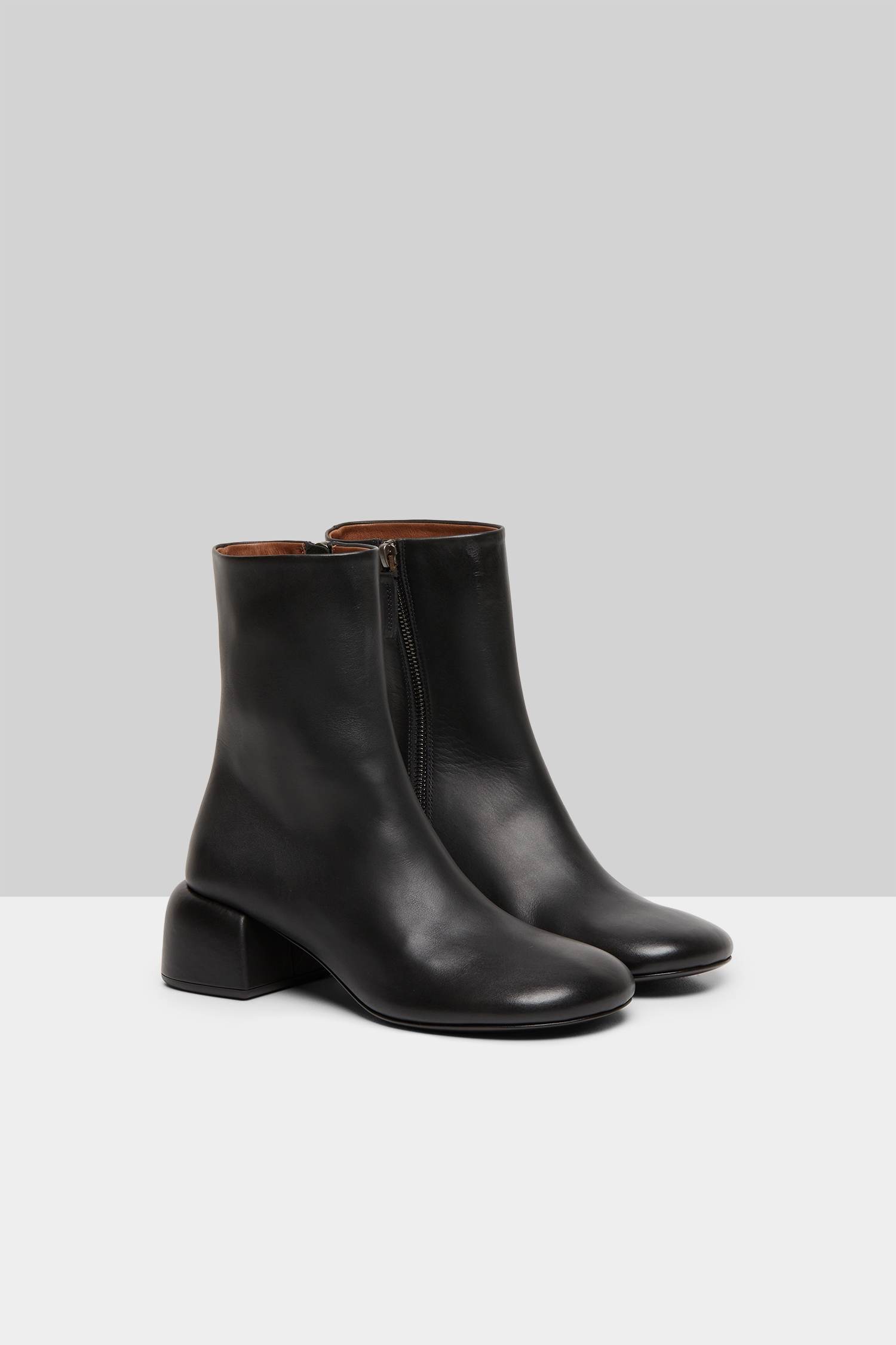 Basata Black Leather Ankle Boots