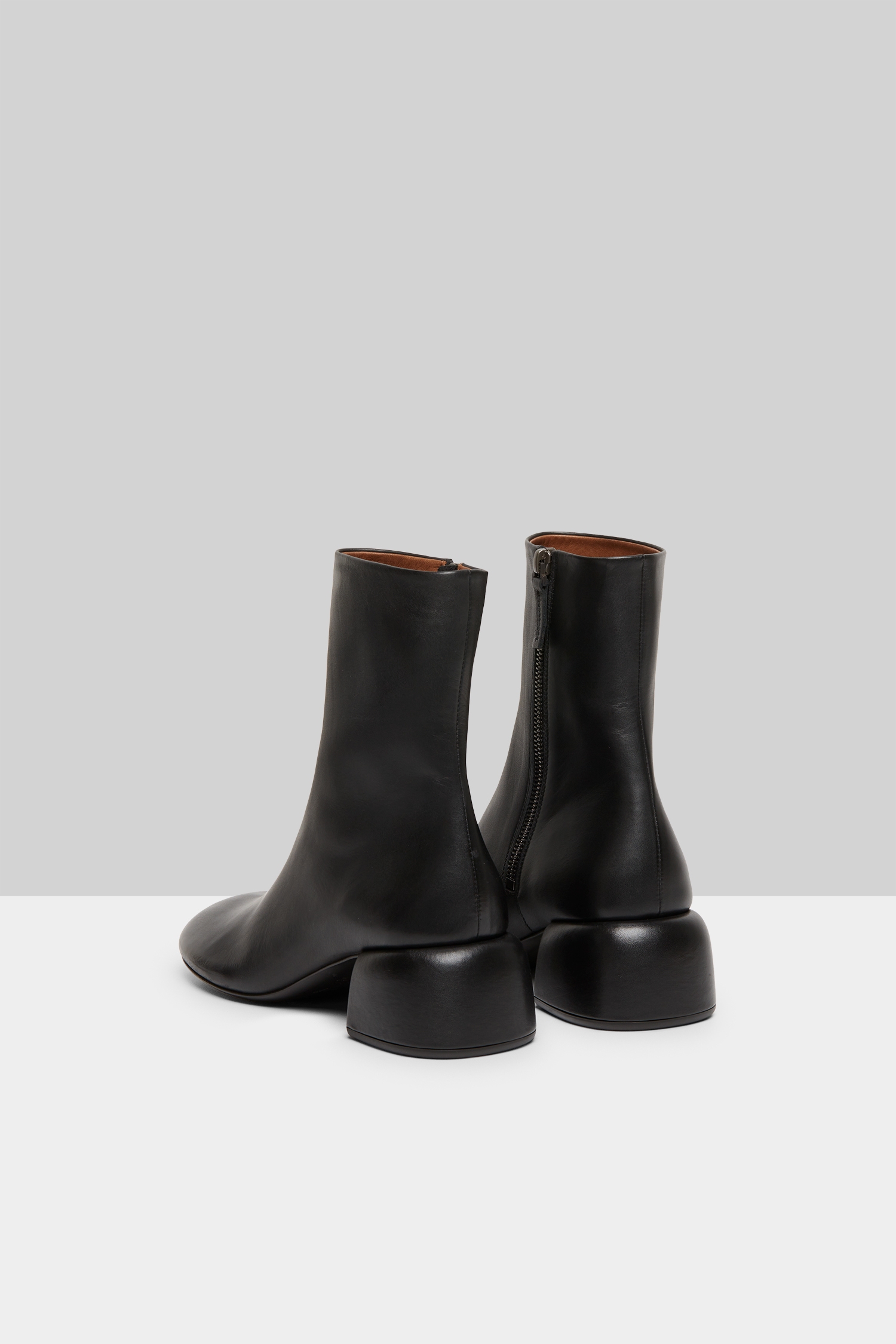 Basata Black Leather Ankle Boots