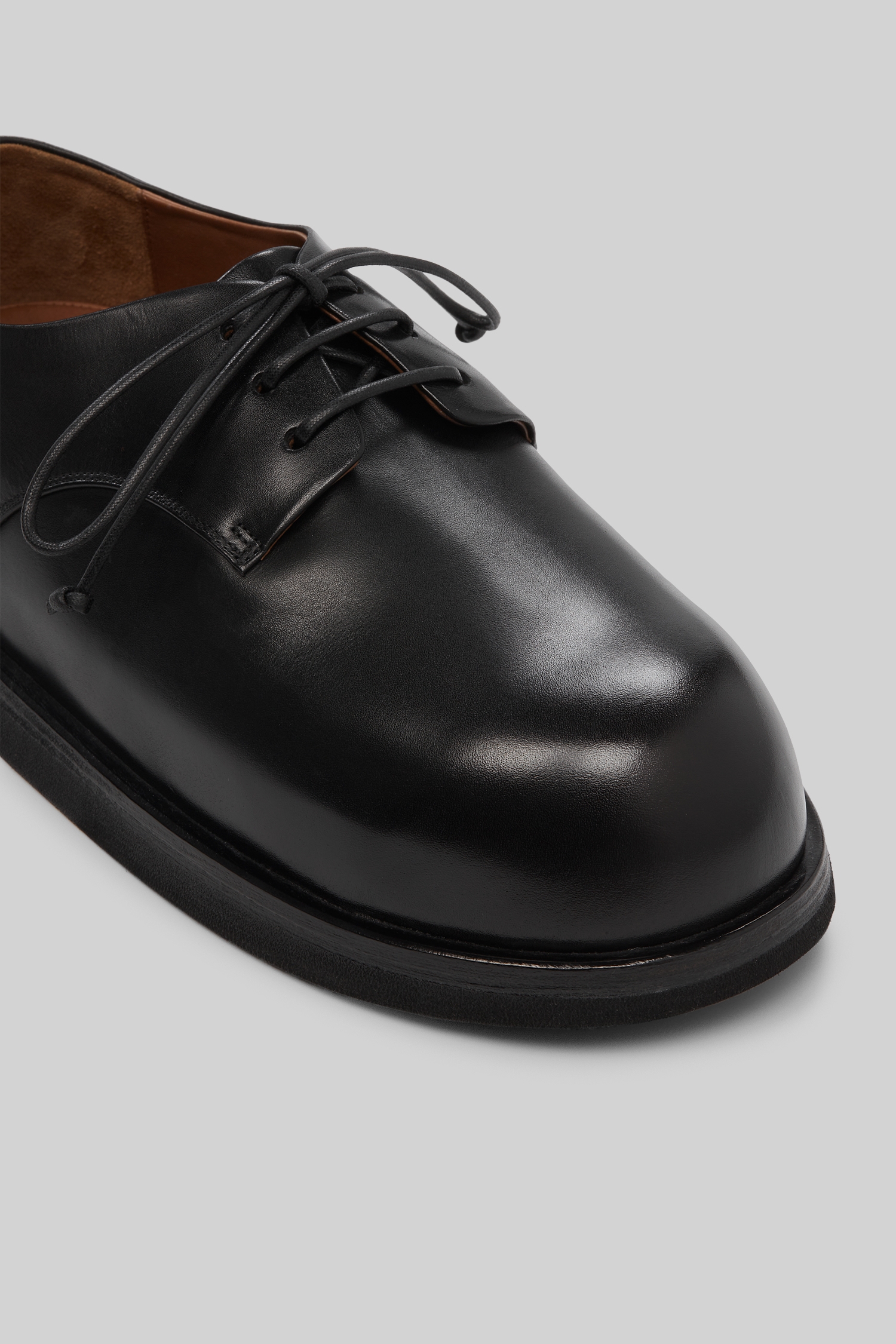 Gigante Black Leather Derby Shoes