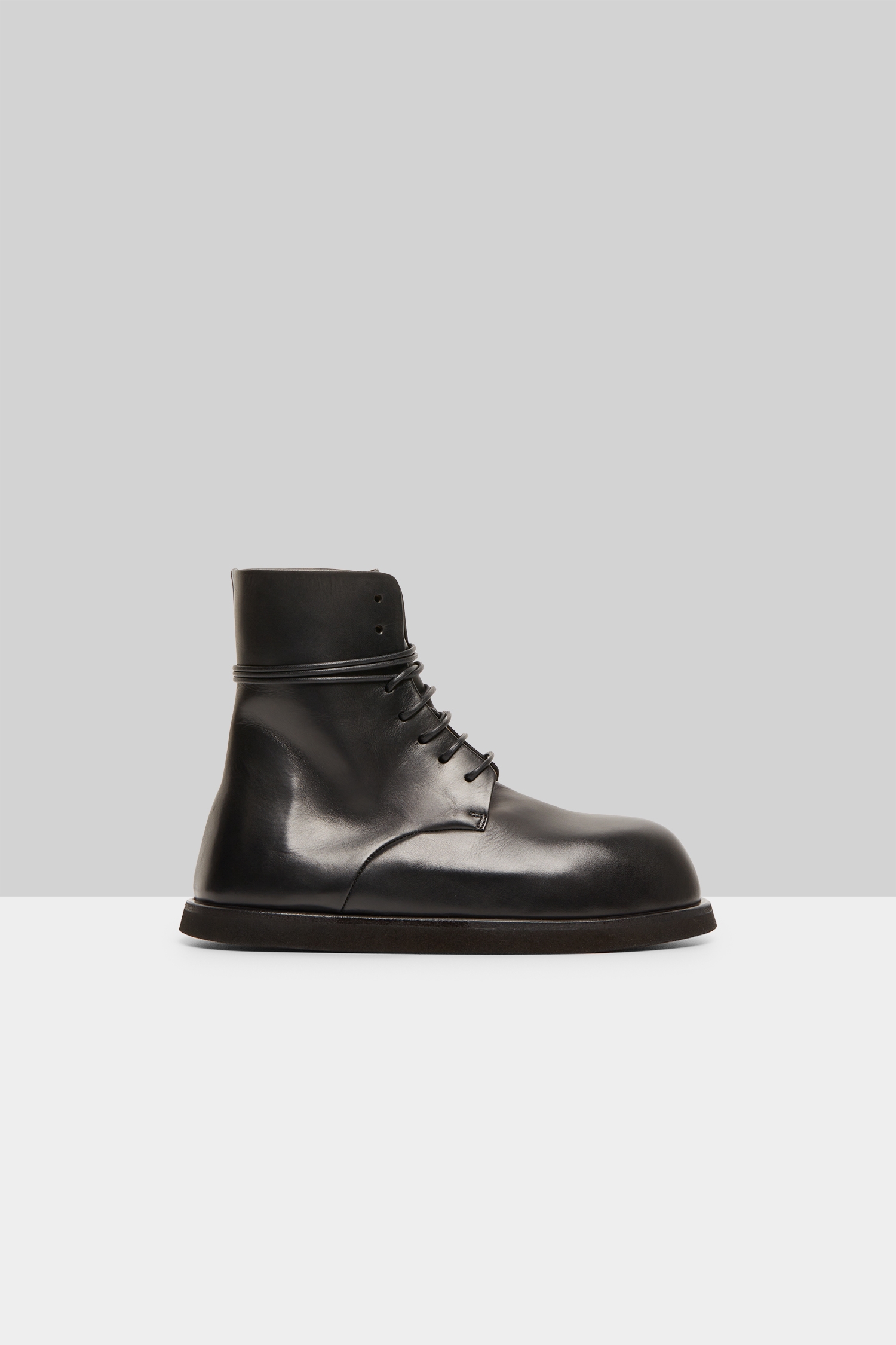 Gigante Black Leather Ankle Boots