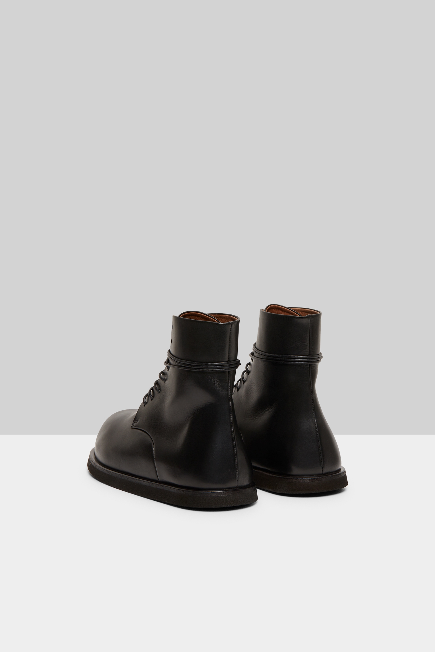 Gigante Black Leather Ankle Boots