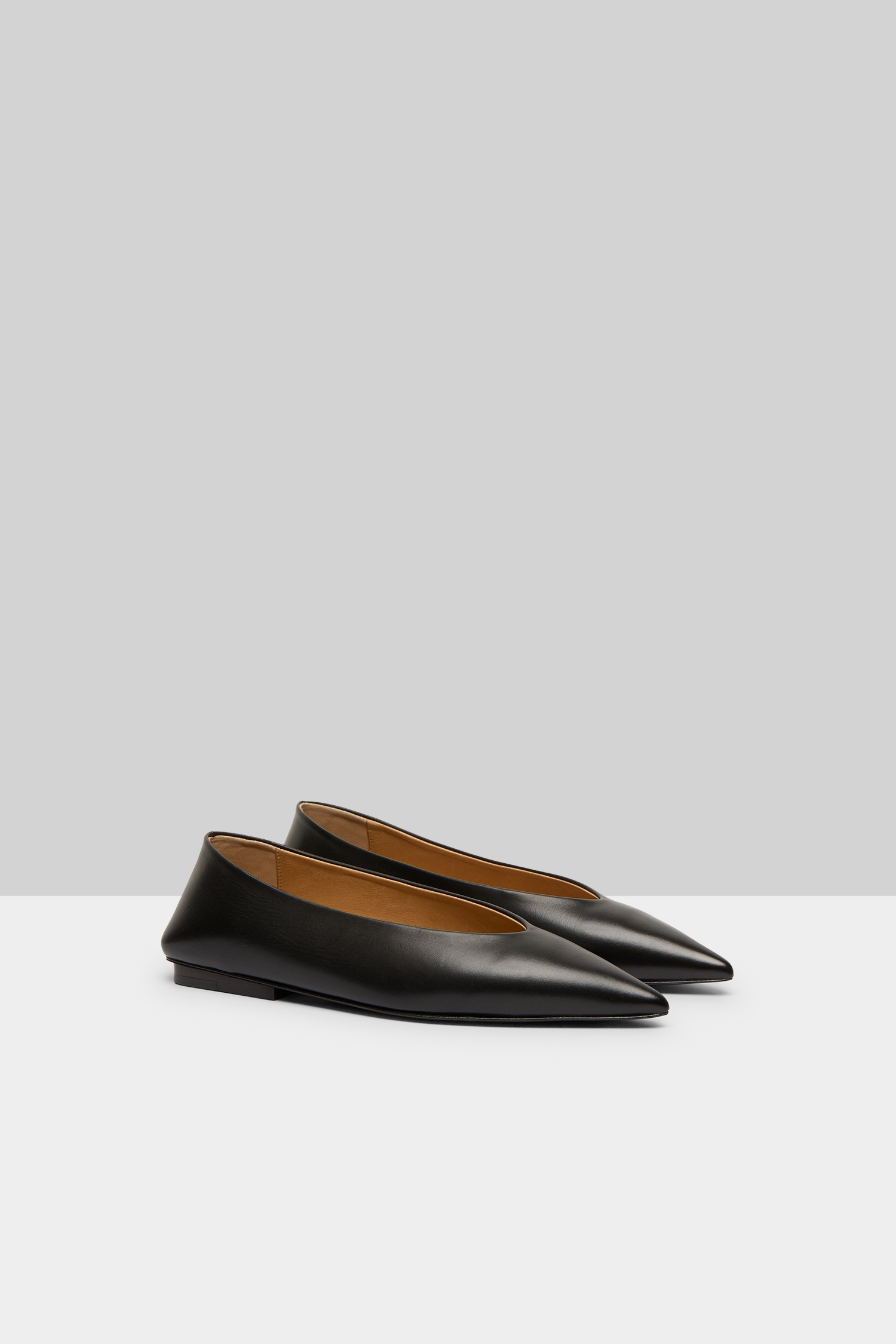 Ago Black Leather Ballerina Shoes