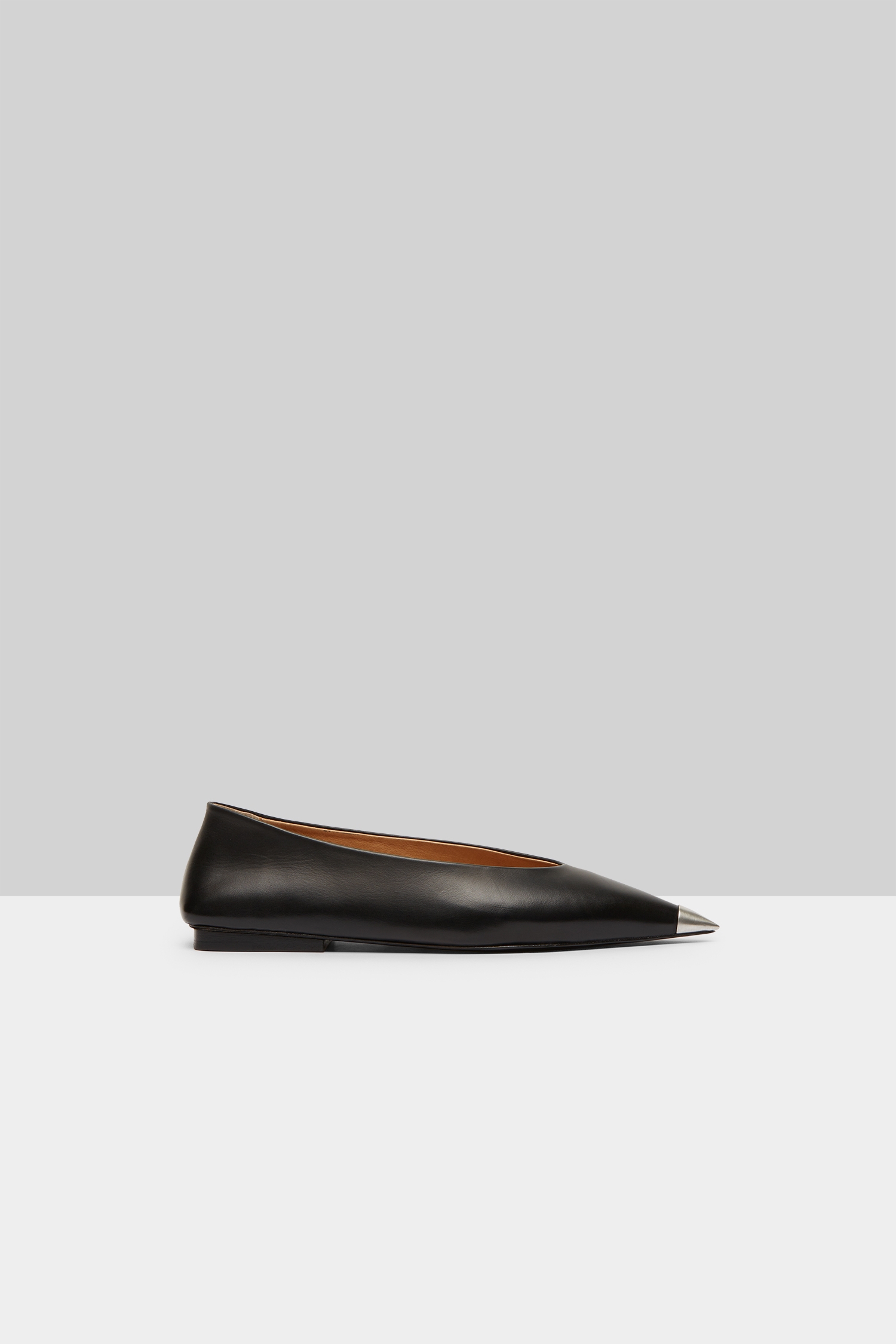 Ago Black Leather Ballerina Shoes