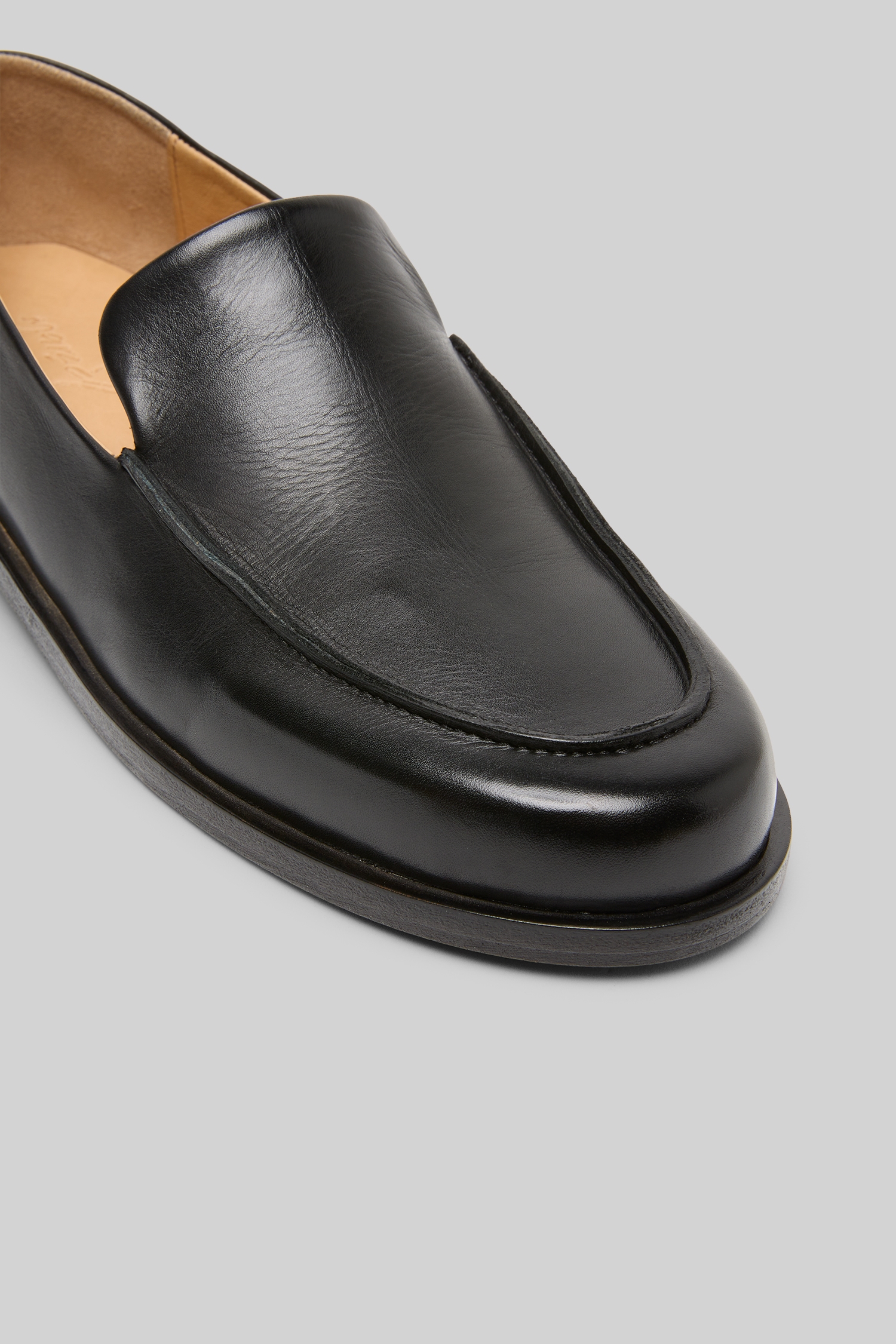 Mocasso Black Leather Loafers
