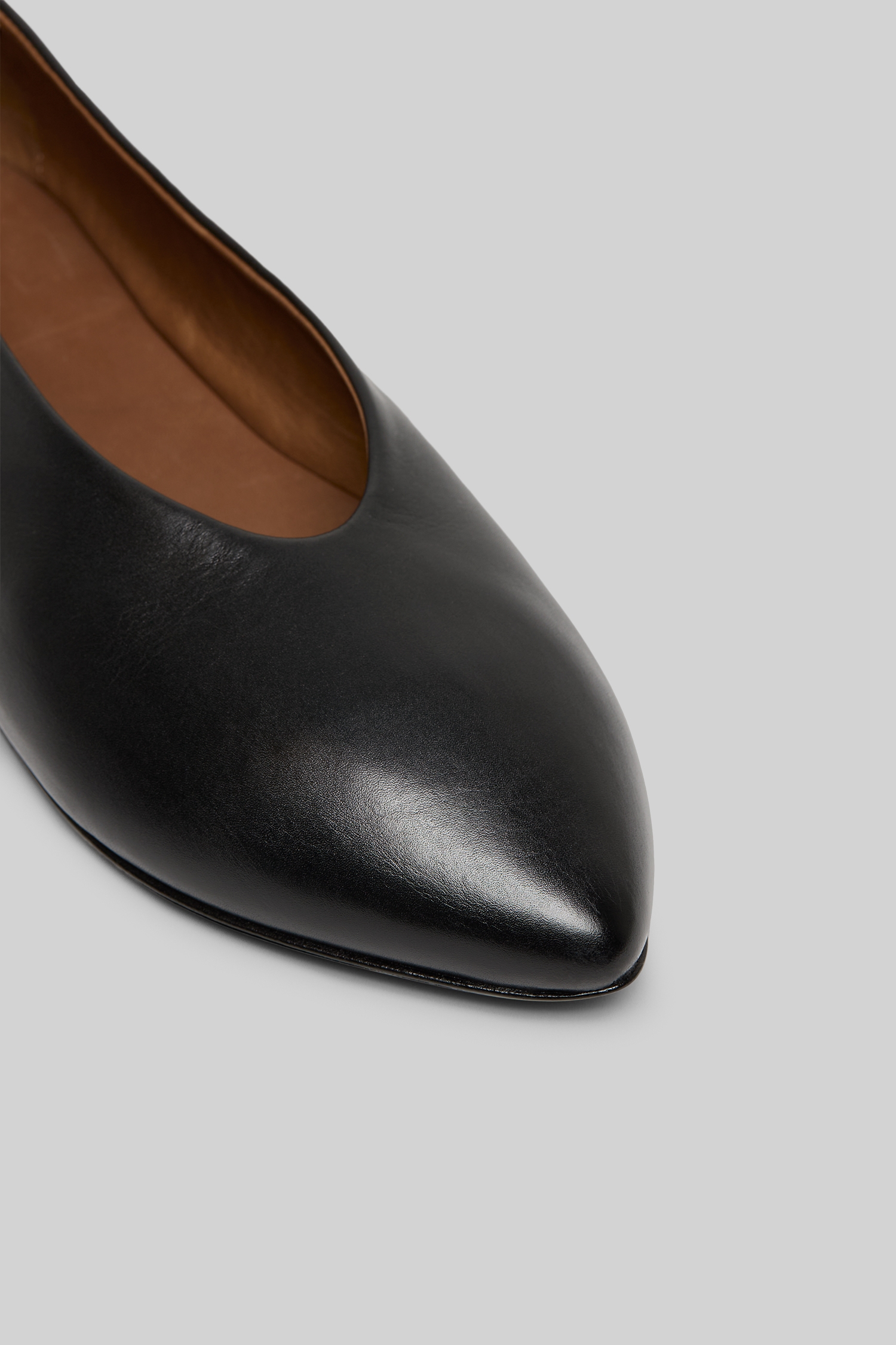 Sfoglia Black Leather Ballerina Shoes