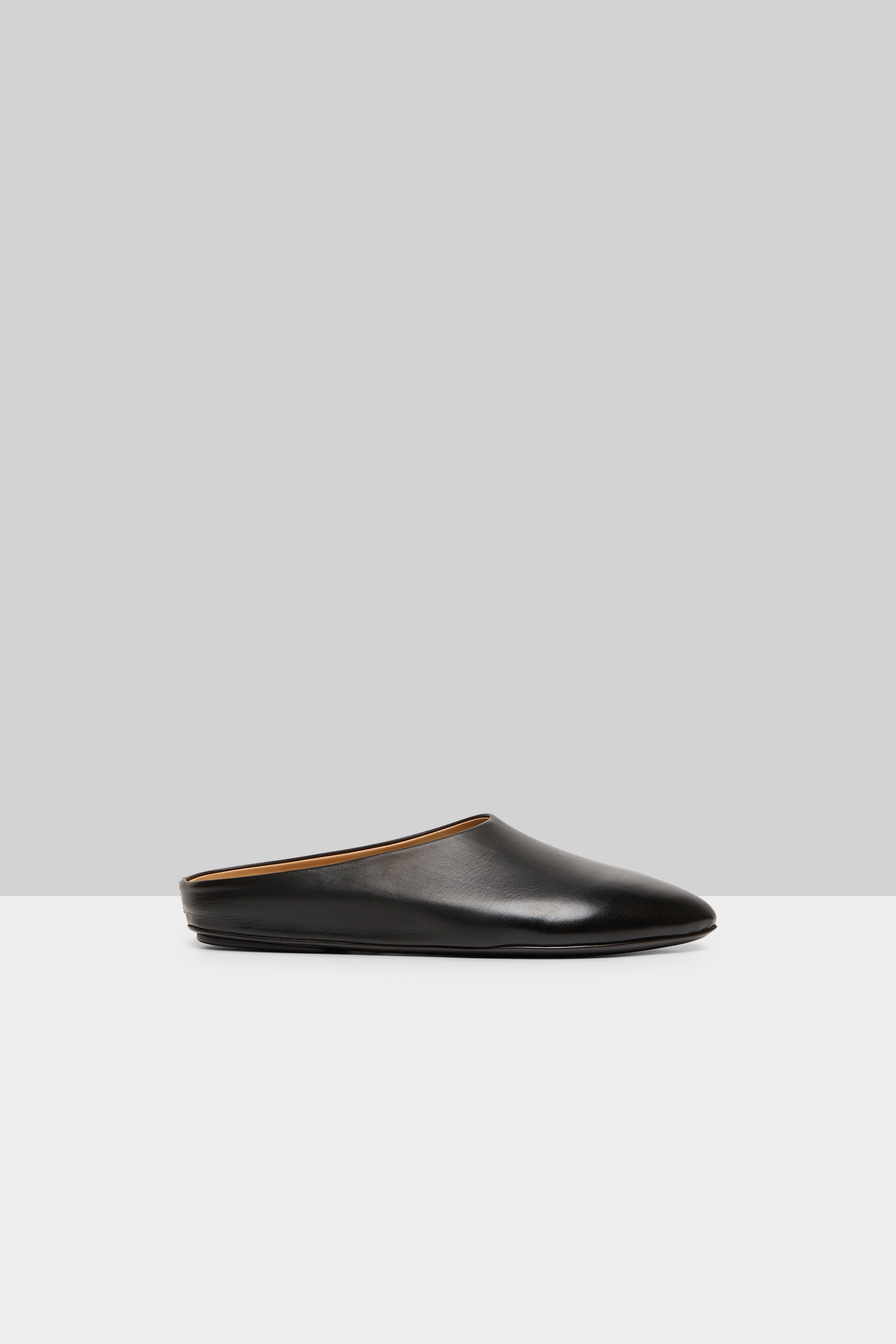 Sfoglia Black Leather Mule