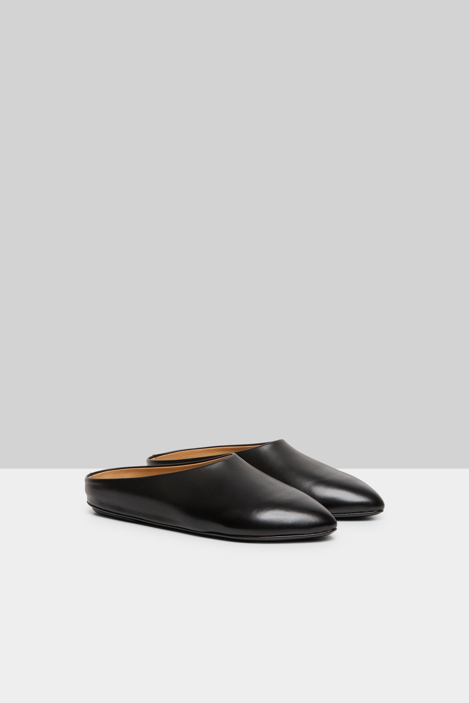 Sfoglia Black Leather Mule