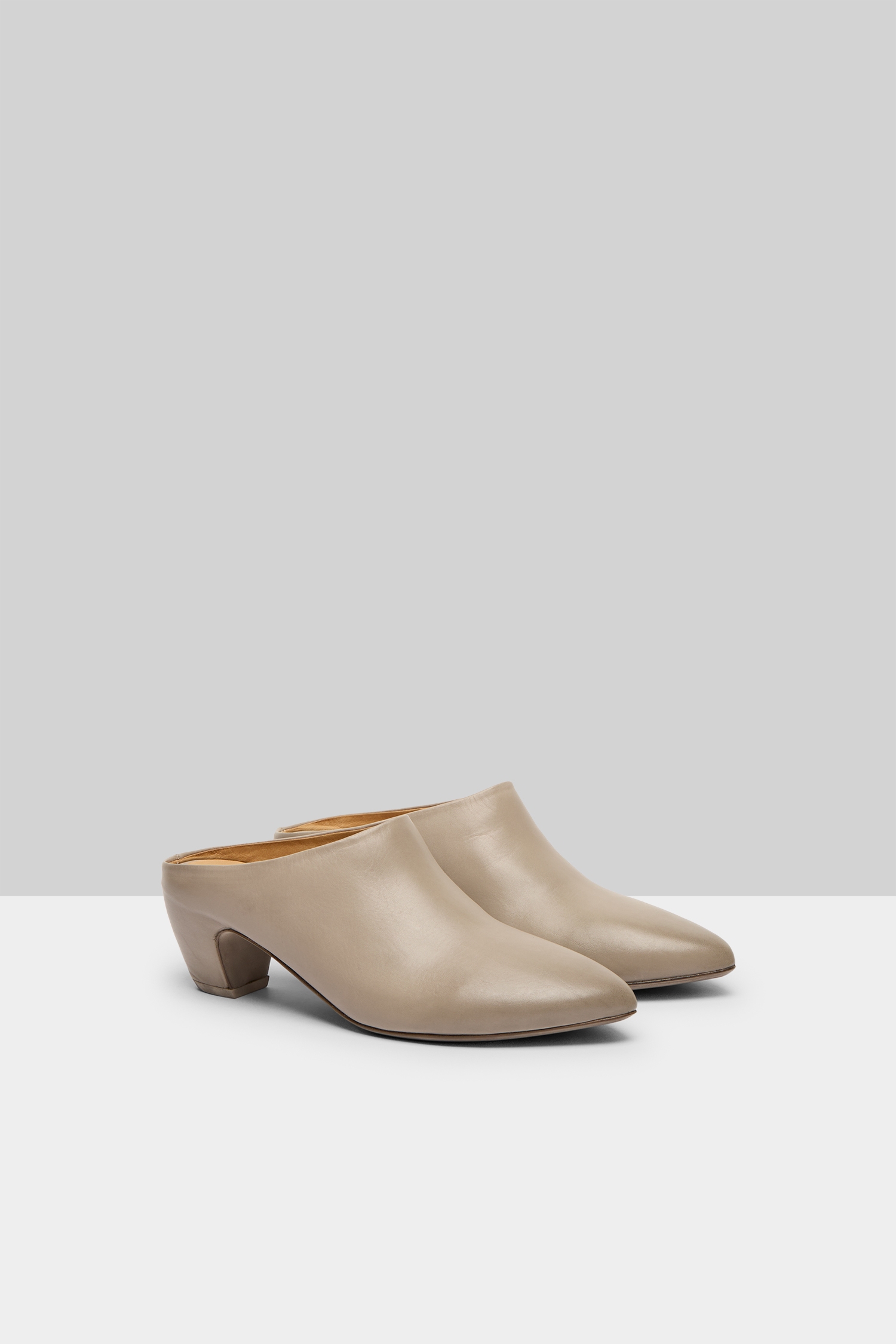 Stonda Clay Leather Mule