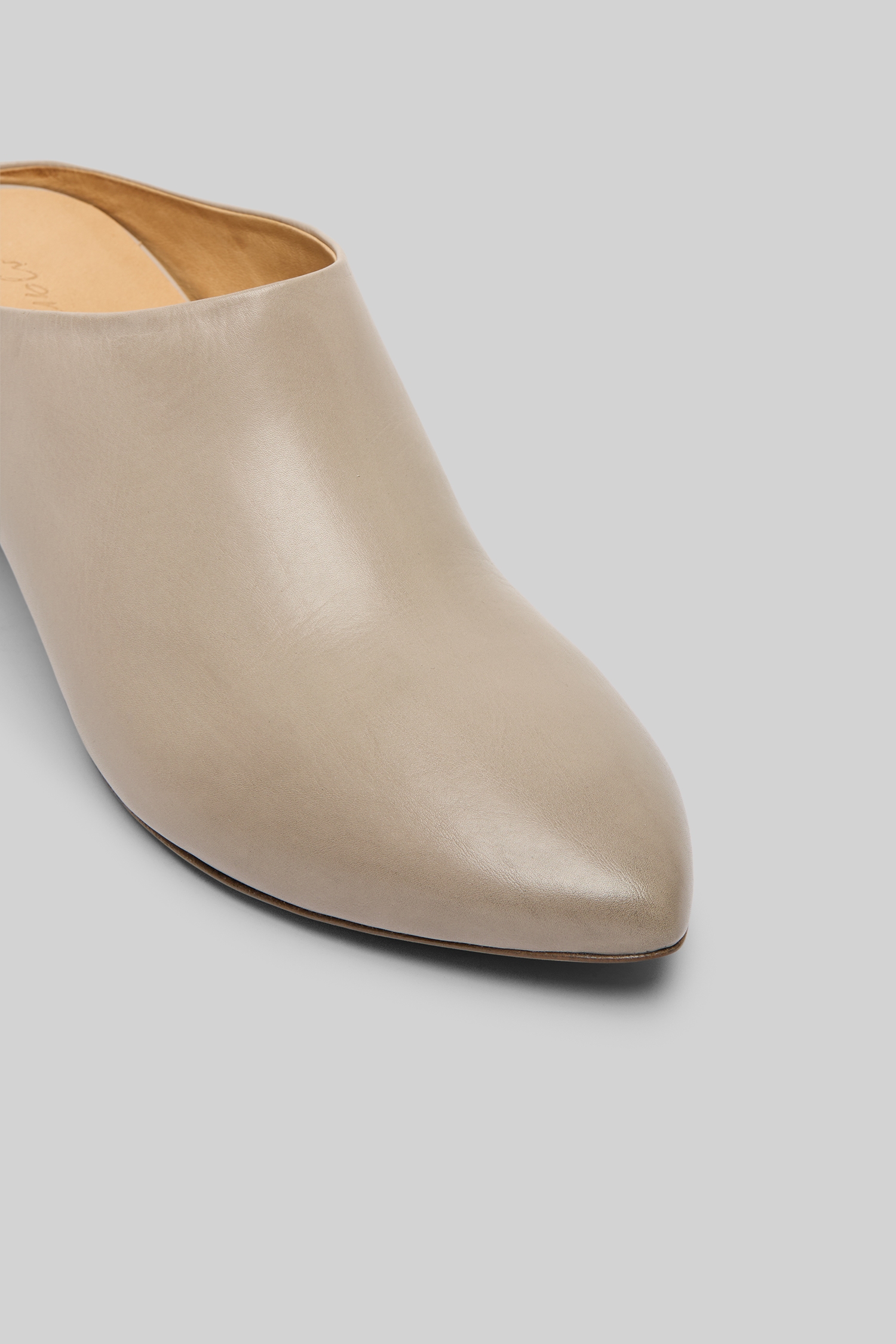 Stonda Clay Leather Mule