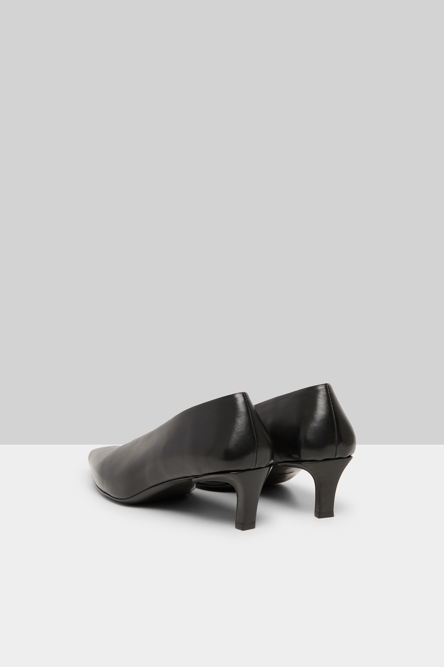 Aculeo Black Leather Decollete