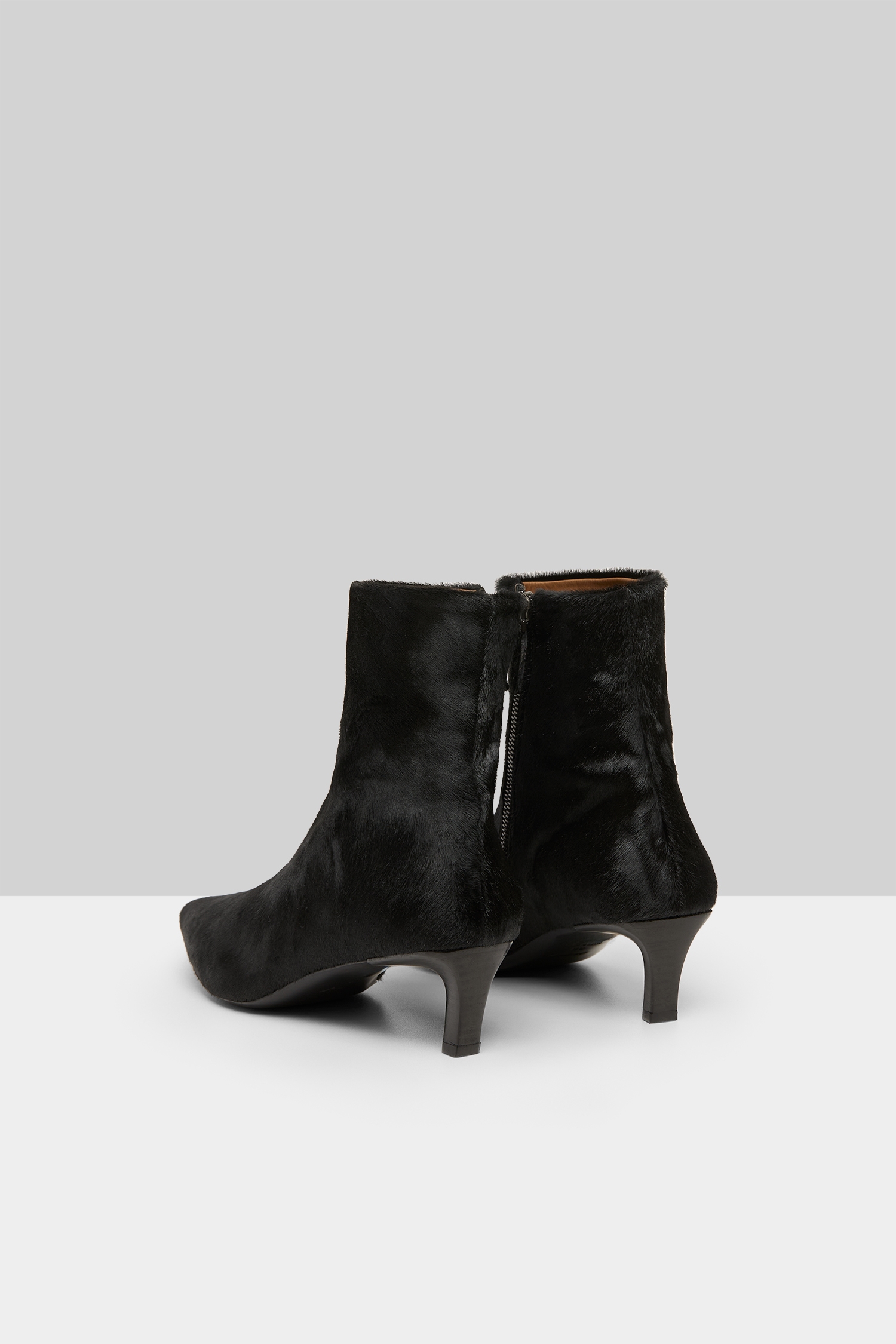 Aculeo Black Leather Ankle Boots
