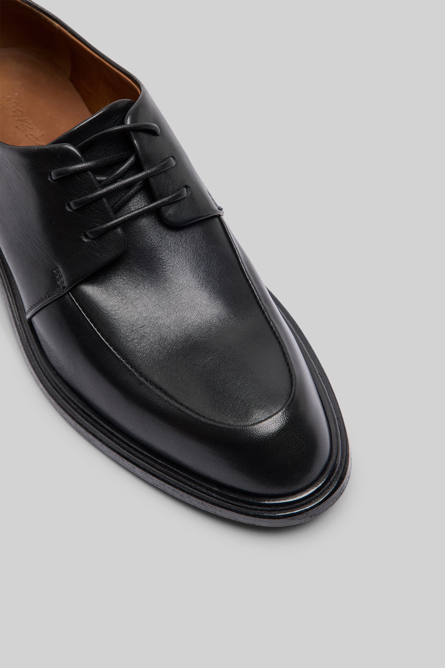 Altopiano Black Leather Derby Shoes