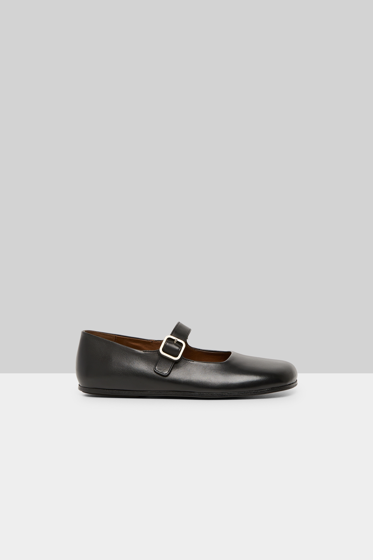 Appiedi Black Leather Ballerina Shoes