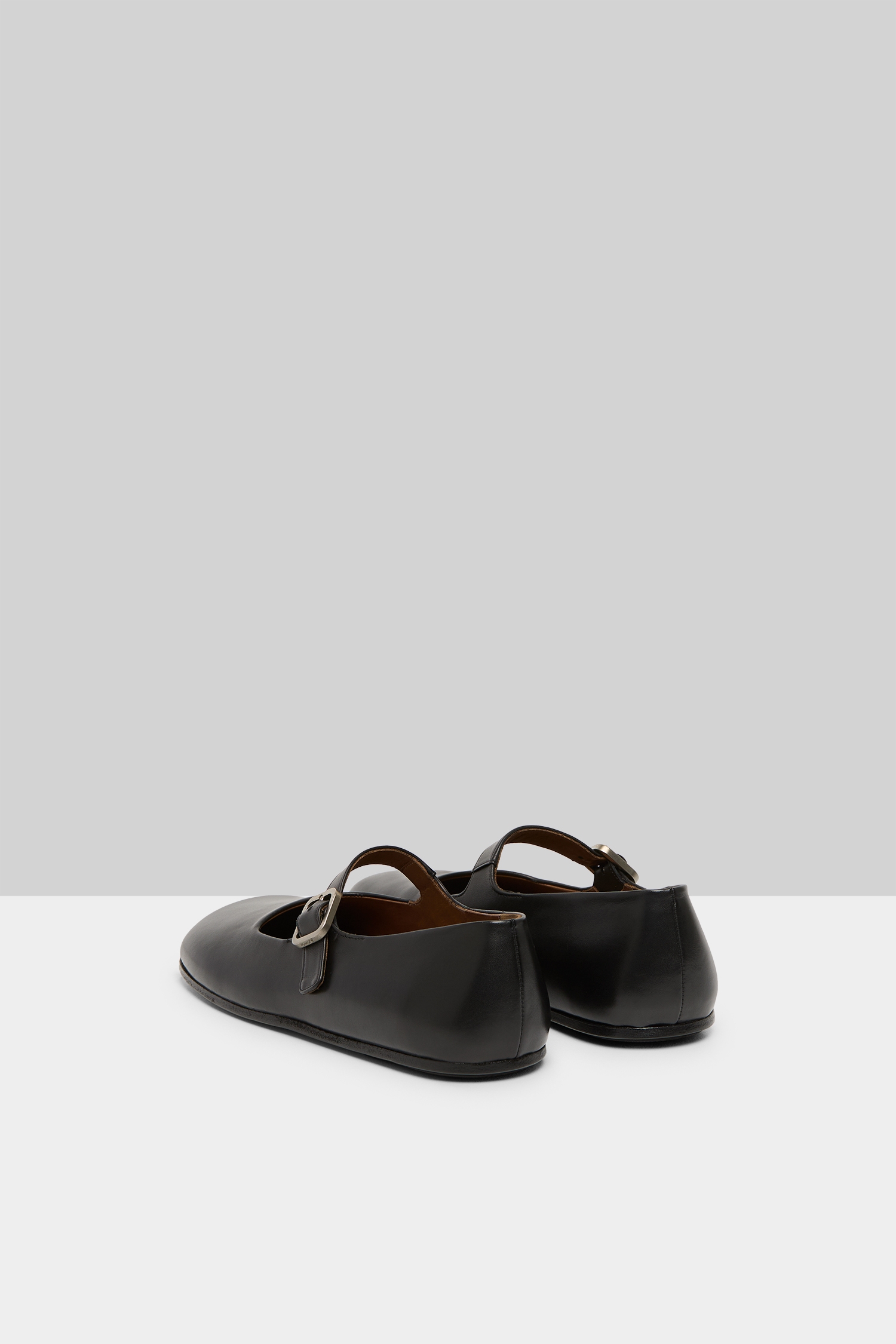 Appiedi Black Leather Ballerina Shoes