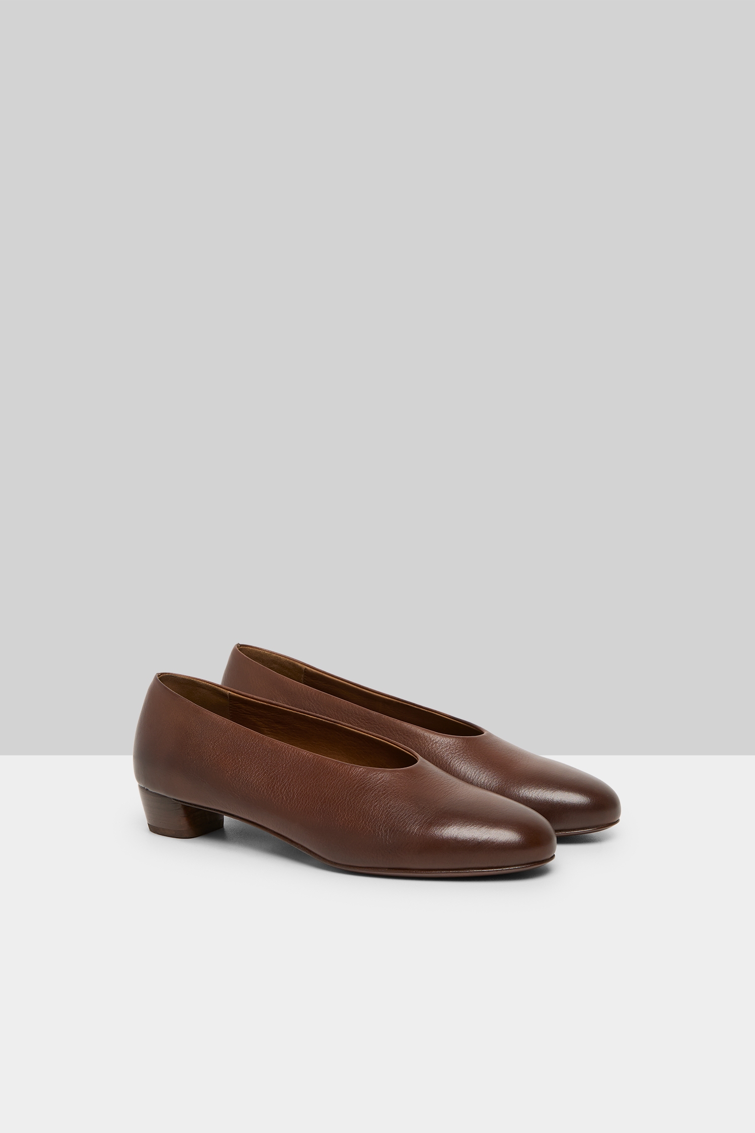 Codina Basalt Leather Decollete