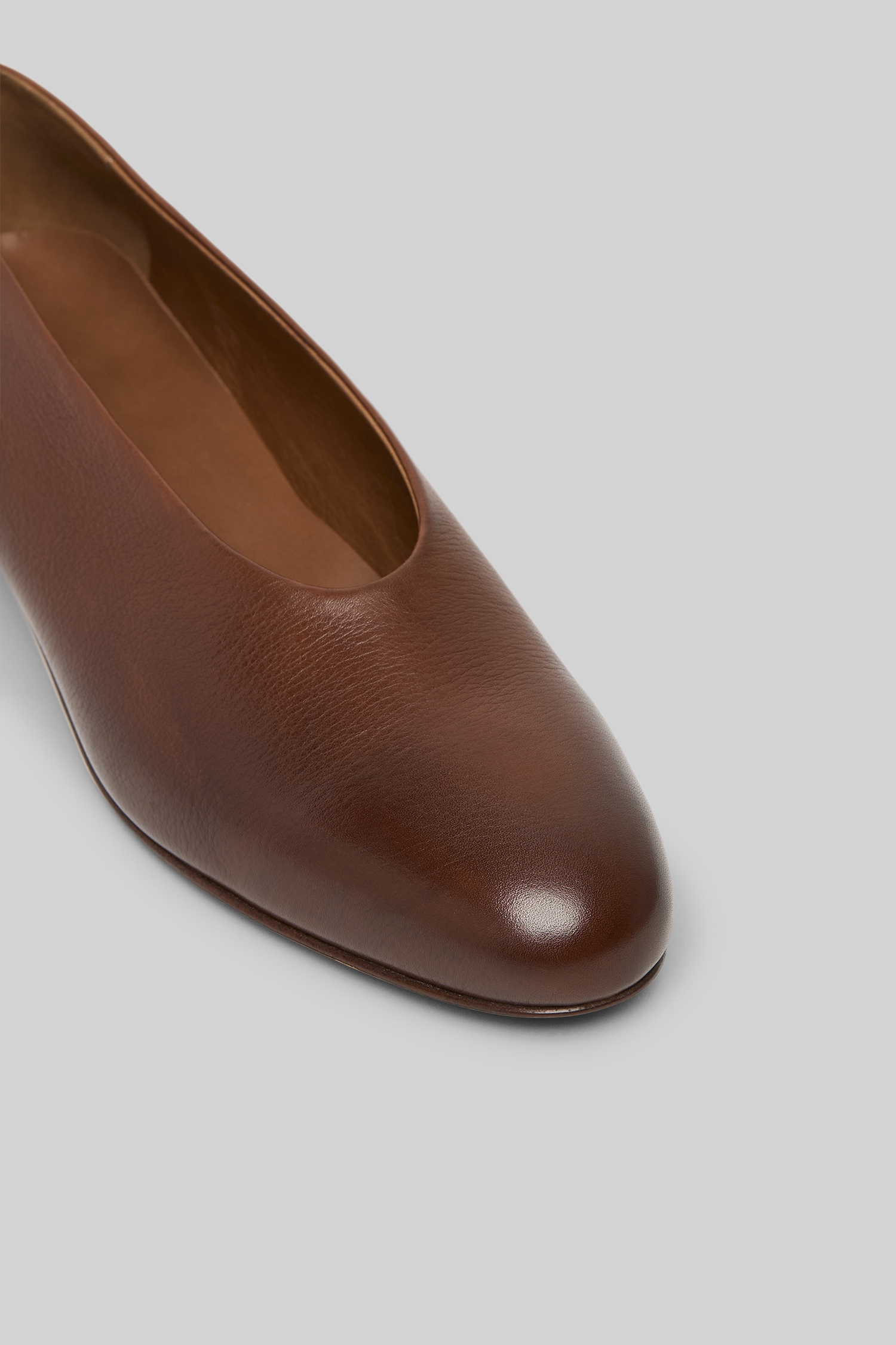 Codina Basalt Leather Decollete