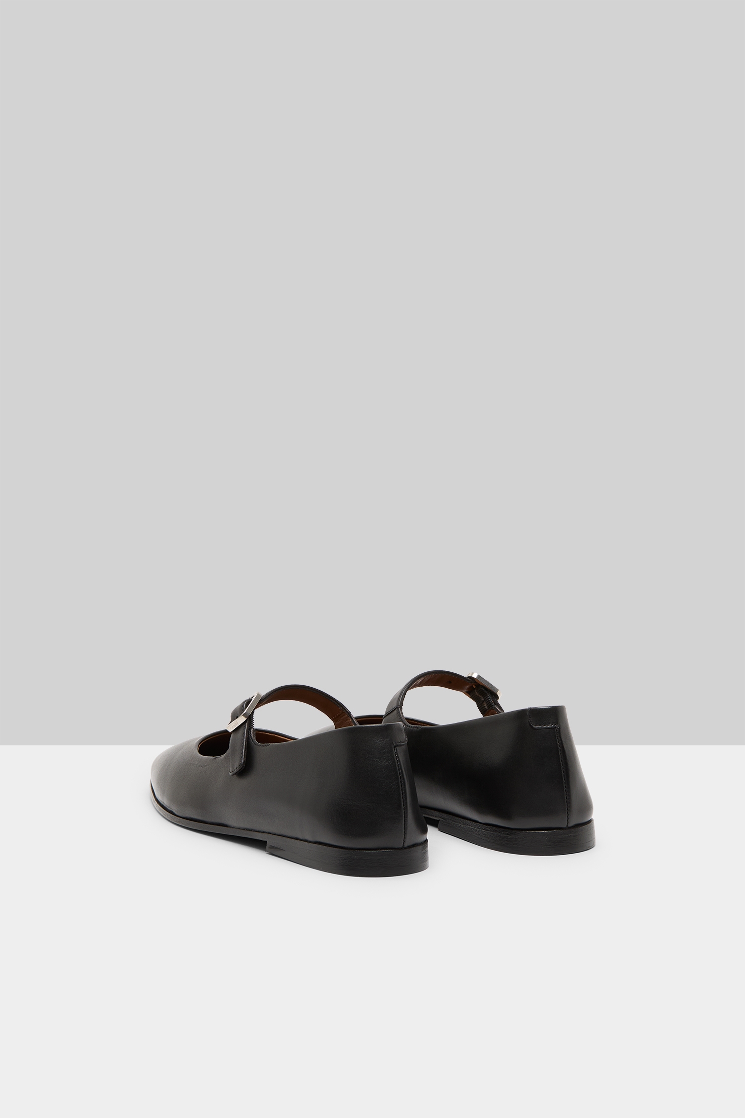 Scivolo Black Leather Ballerina Shoes