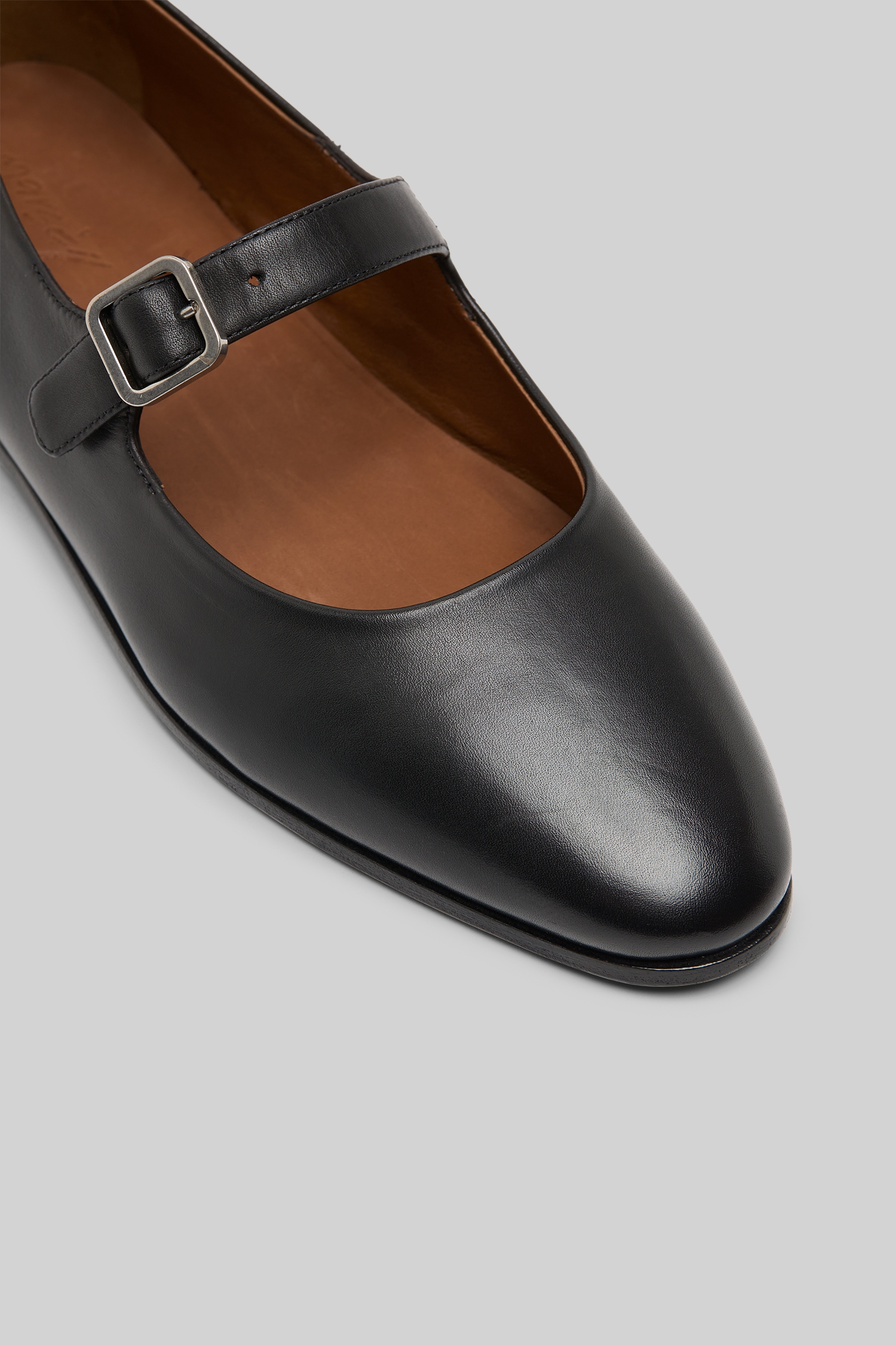 Scivolo Black Leather Ballerina Shoes