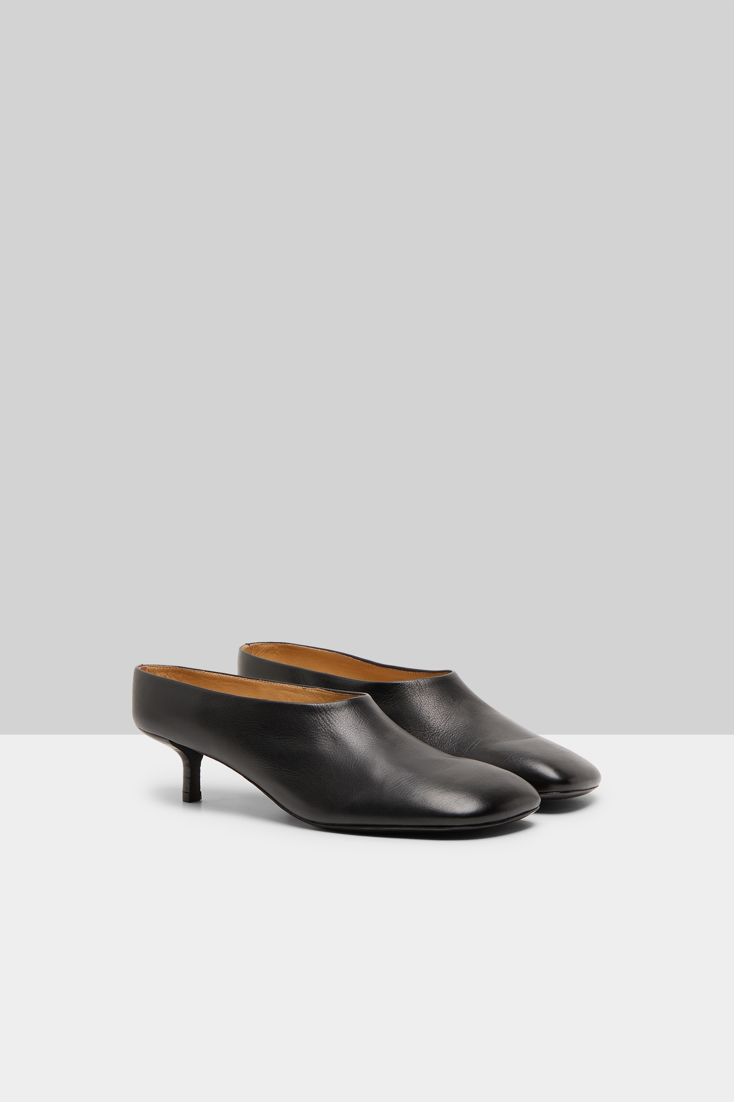 Men's leather Ankle Boots, handcrafted zip up Booties | Marsèll